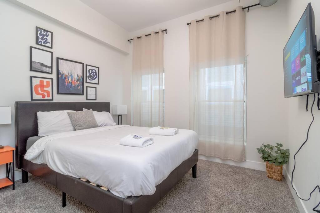 Spacious 3Br 420 Friendly Apartment Near Mccormick Place, Lakefront And Soldier Field Apartment