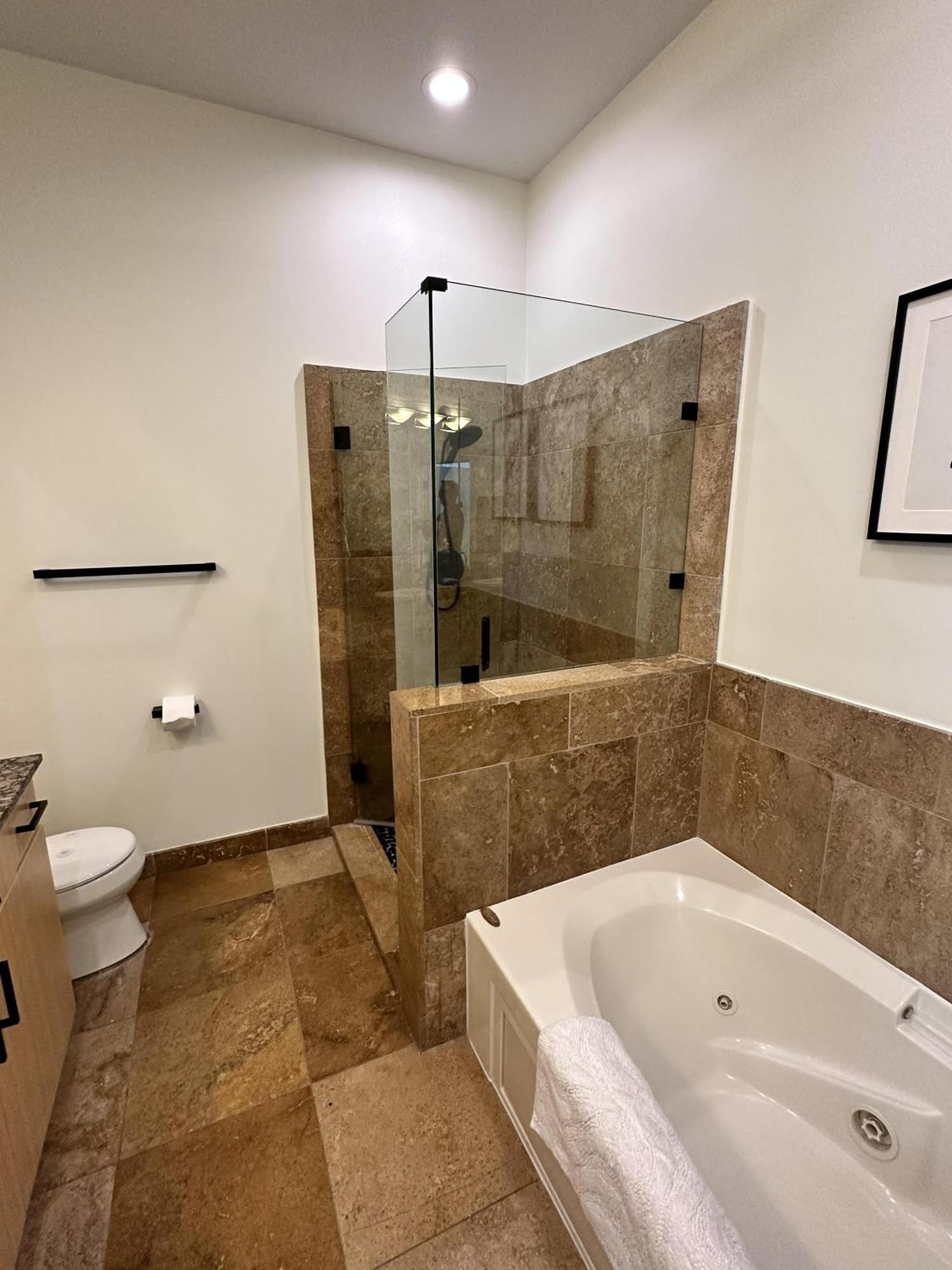 Old Town Pied-a-terre With Private Terrace And Parking! Holiday home