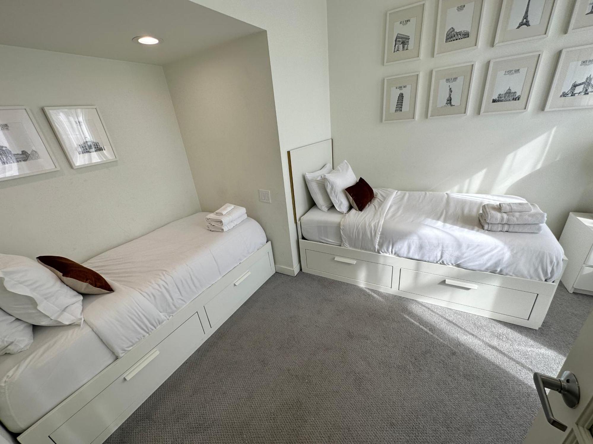 Old Town Pied-a-terre With Private Terrace And Parking! Holiday home *