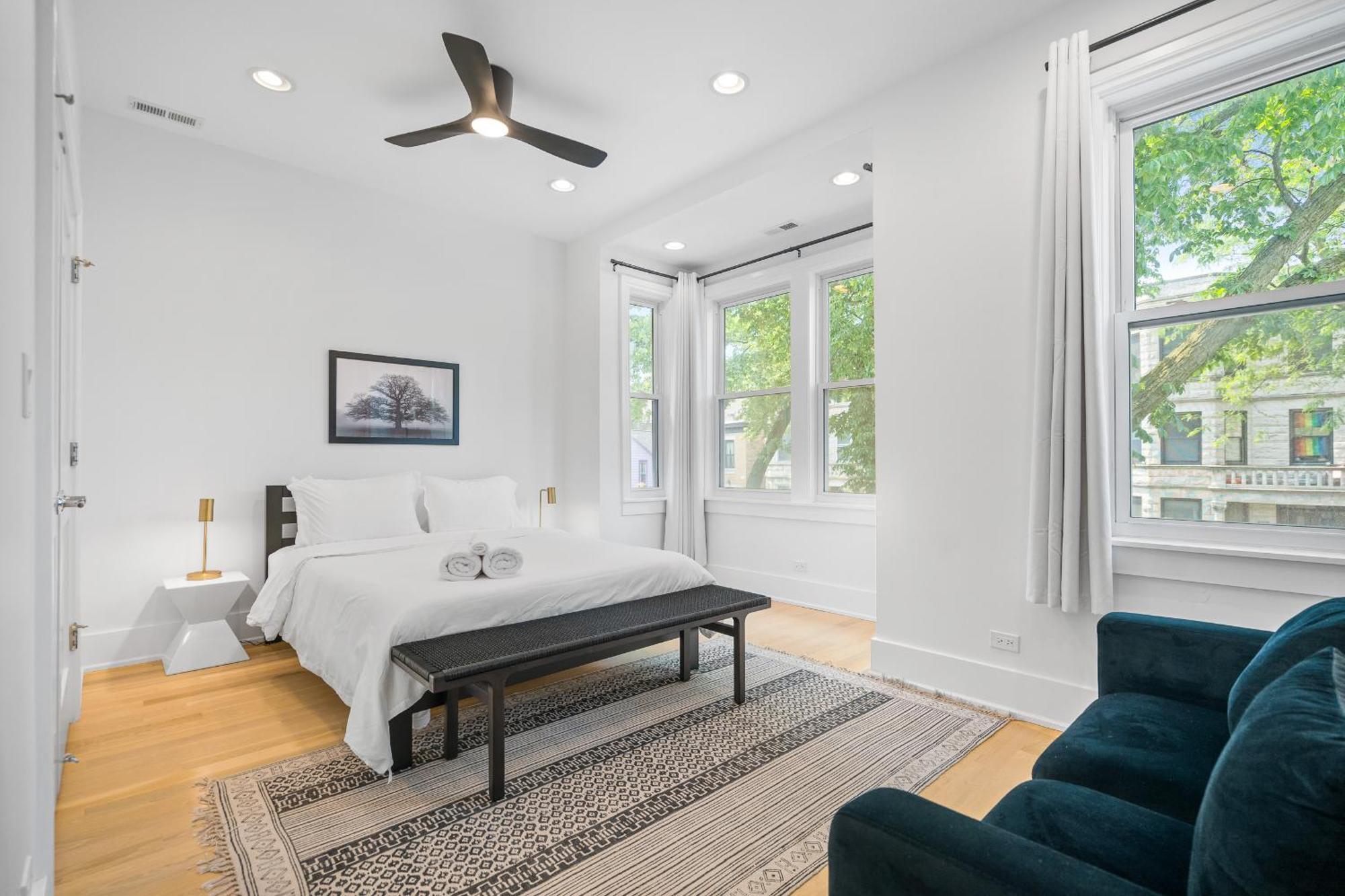 Luxe Sfh Bucktown Retreat With Garage Parking