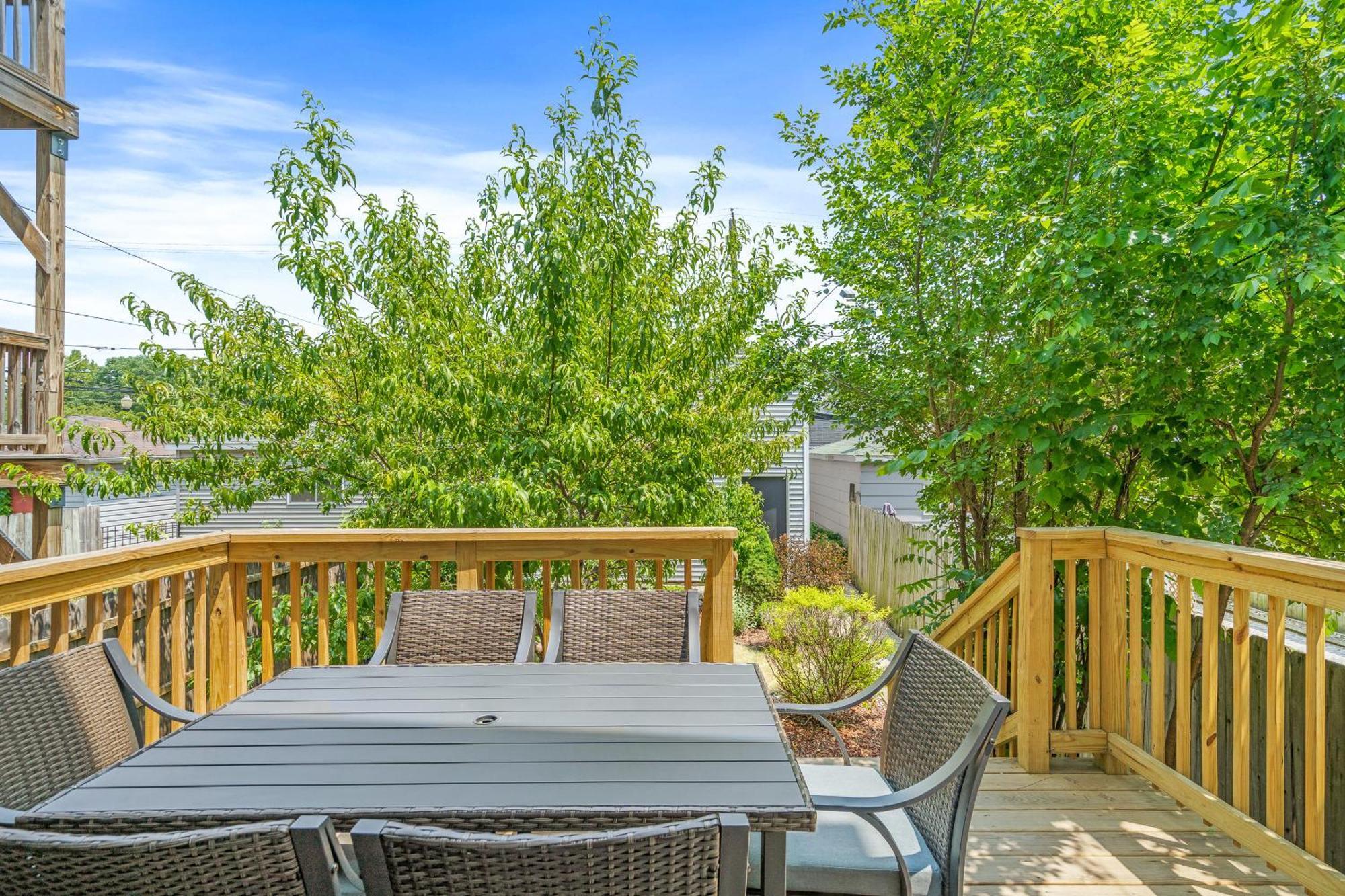Holiday home Luxe Sfh Bucktown Retreat With Garage Parking *