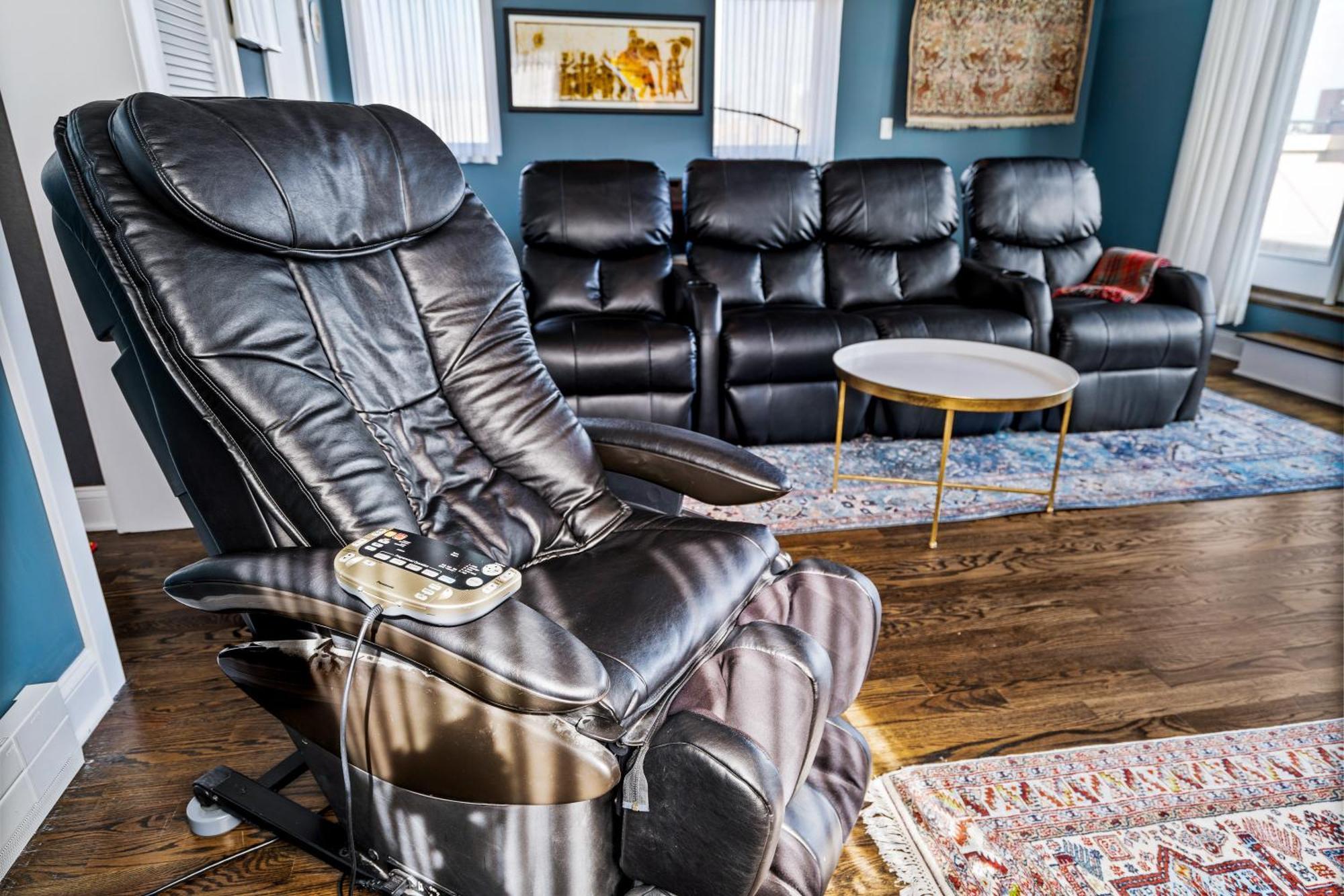 Luxe Penthouse With Theater And Amazing Holiday home *