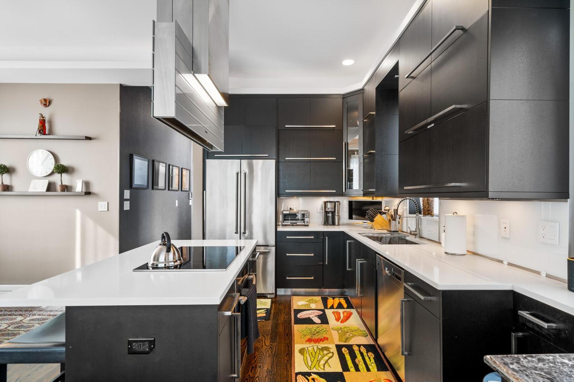 Luxe Penthouse With Theater And Amazing Chicago