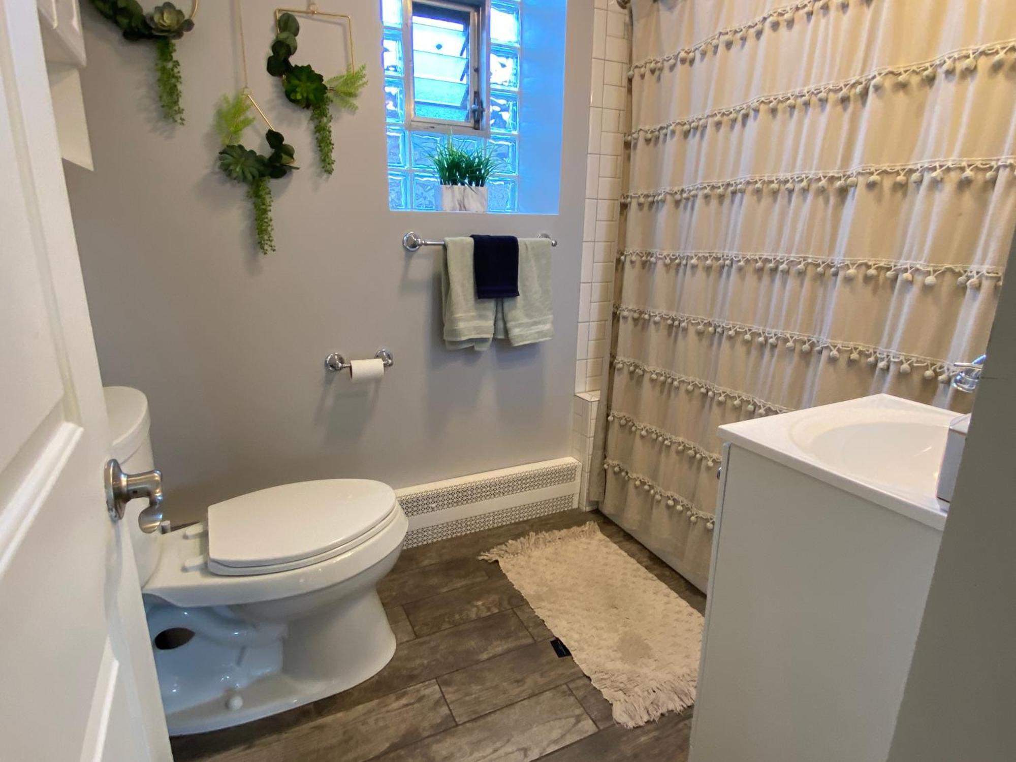 Hidden Oasis In The Heart Of Lakeview