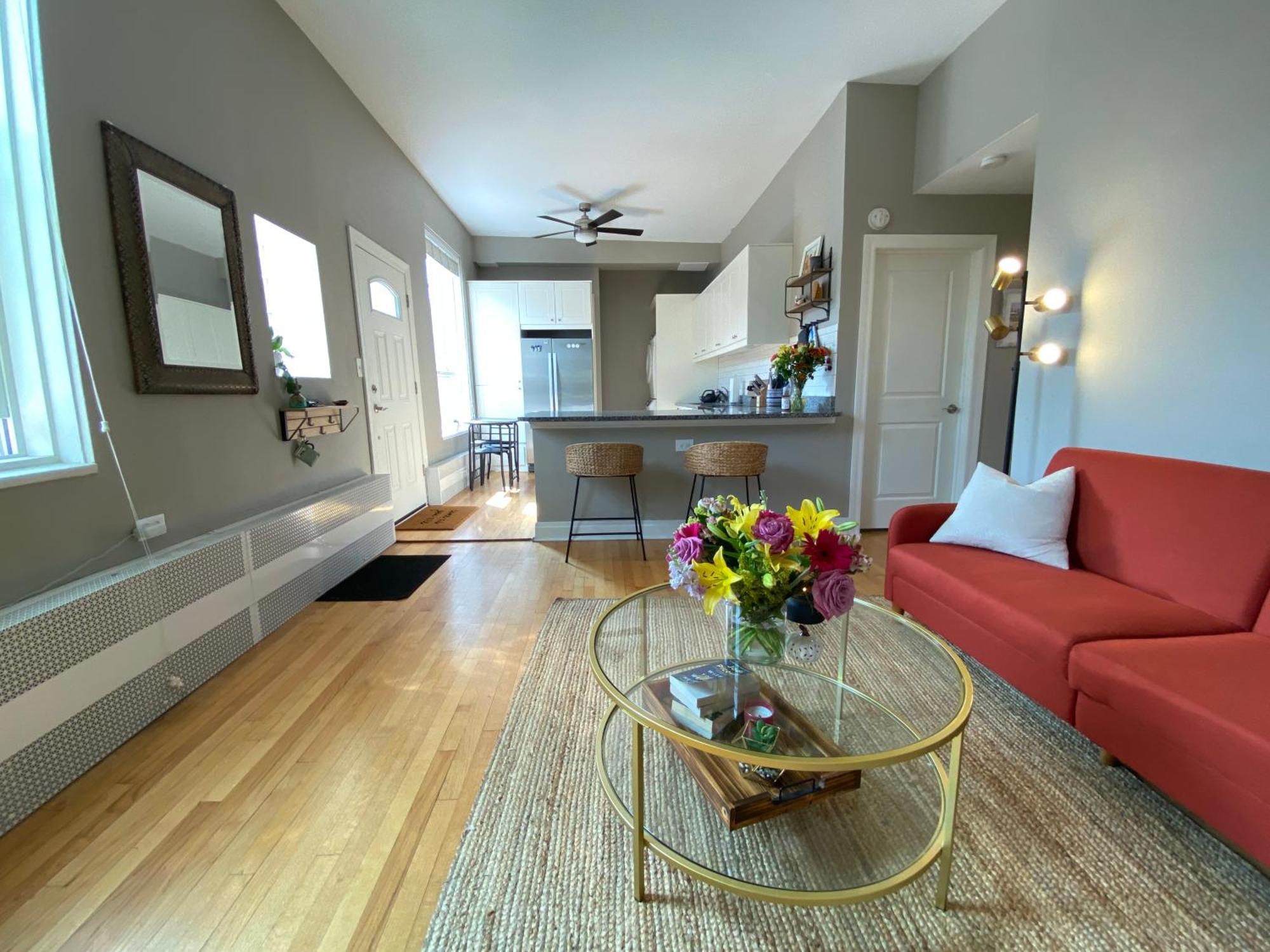 Hidden Oasis In The Heart Of Lakeview Holiday home *