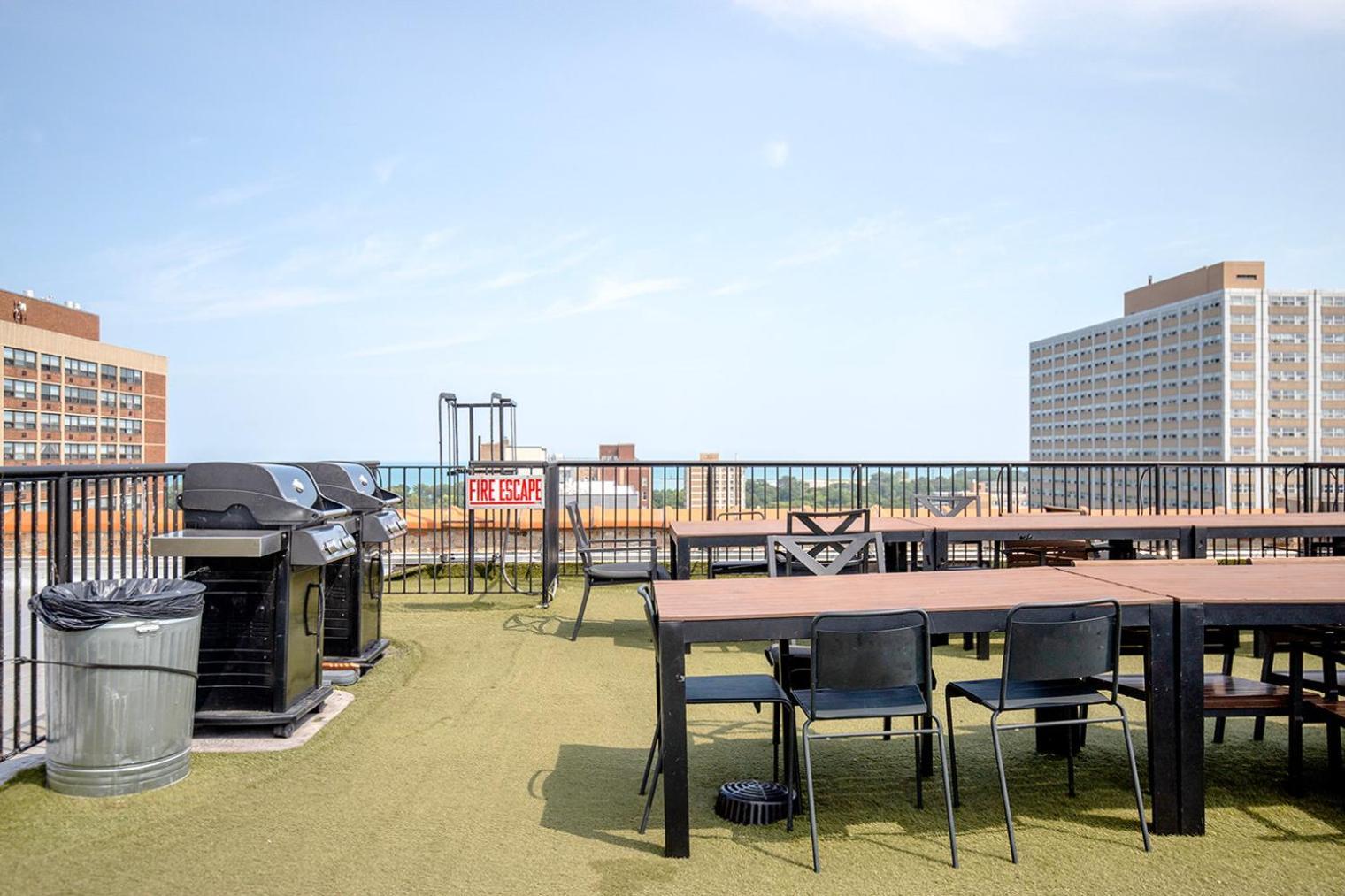 Uptown 1br W Fire Pits Indoor Pool Nr Beach Chi-973 * Chicago