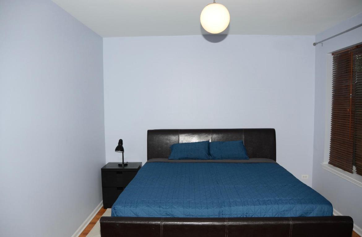 Lovely Near Hospitals, White Sox Park, And Mccormick Place Homestay