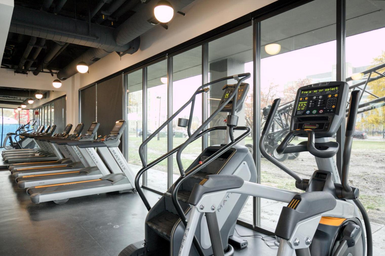 Medical District 1br W Gym Wd 1 Block To L Chi-462 Apartment *