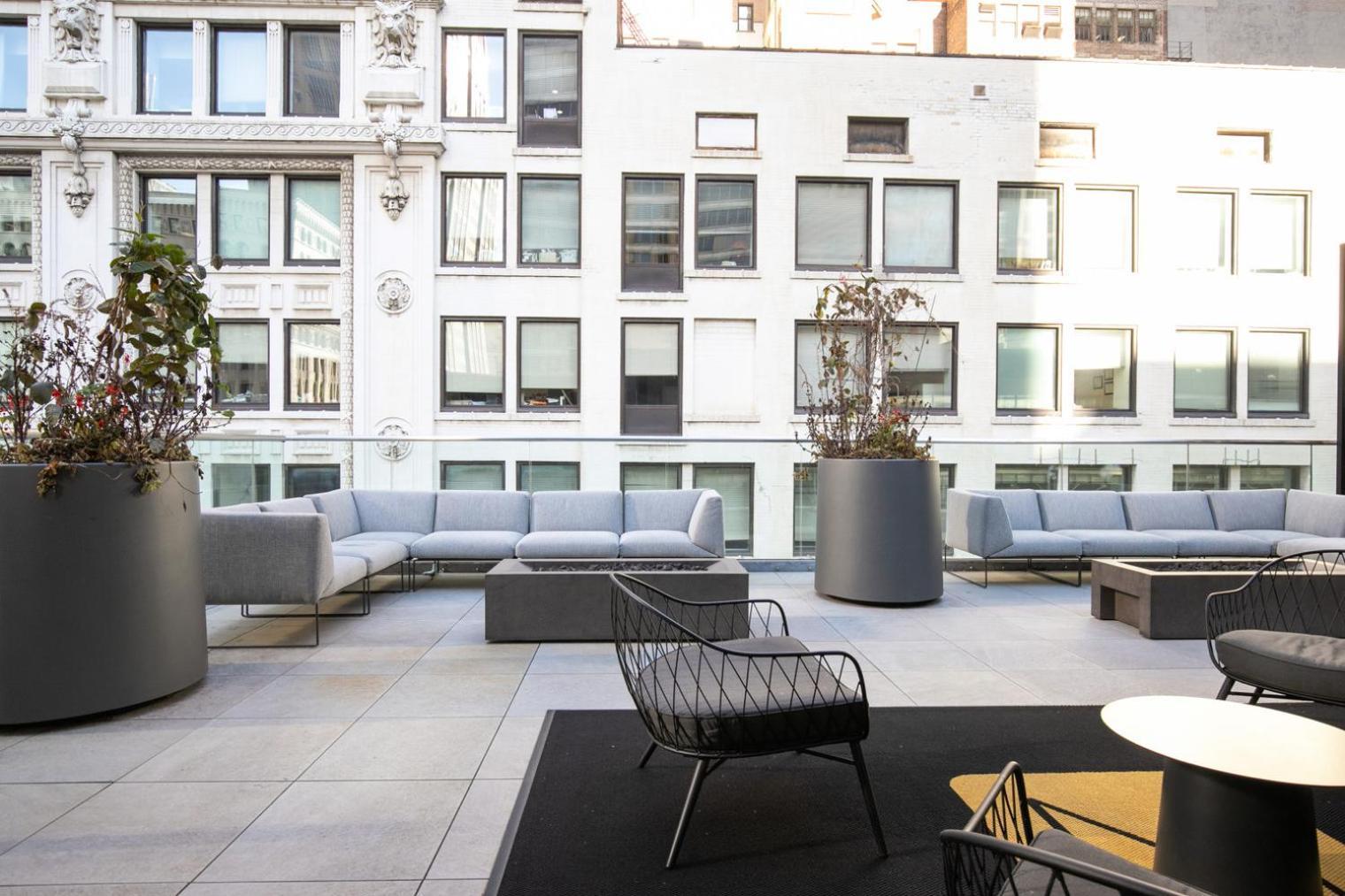 Loop 1br W Wd Gym Rooftop Pool 2 Blocks To L Chi-382 * Chicago