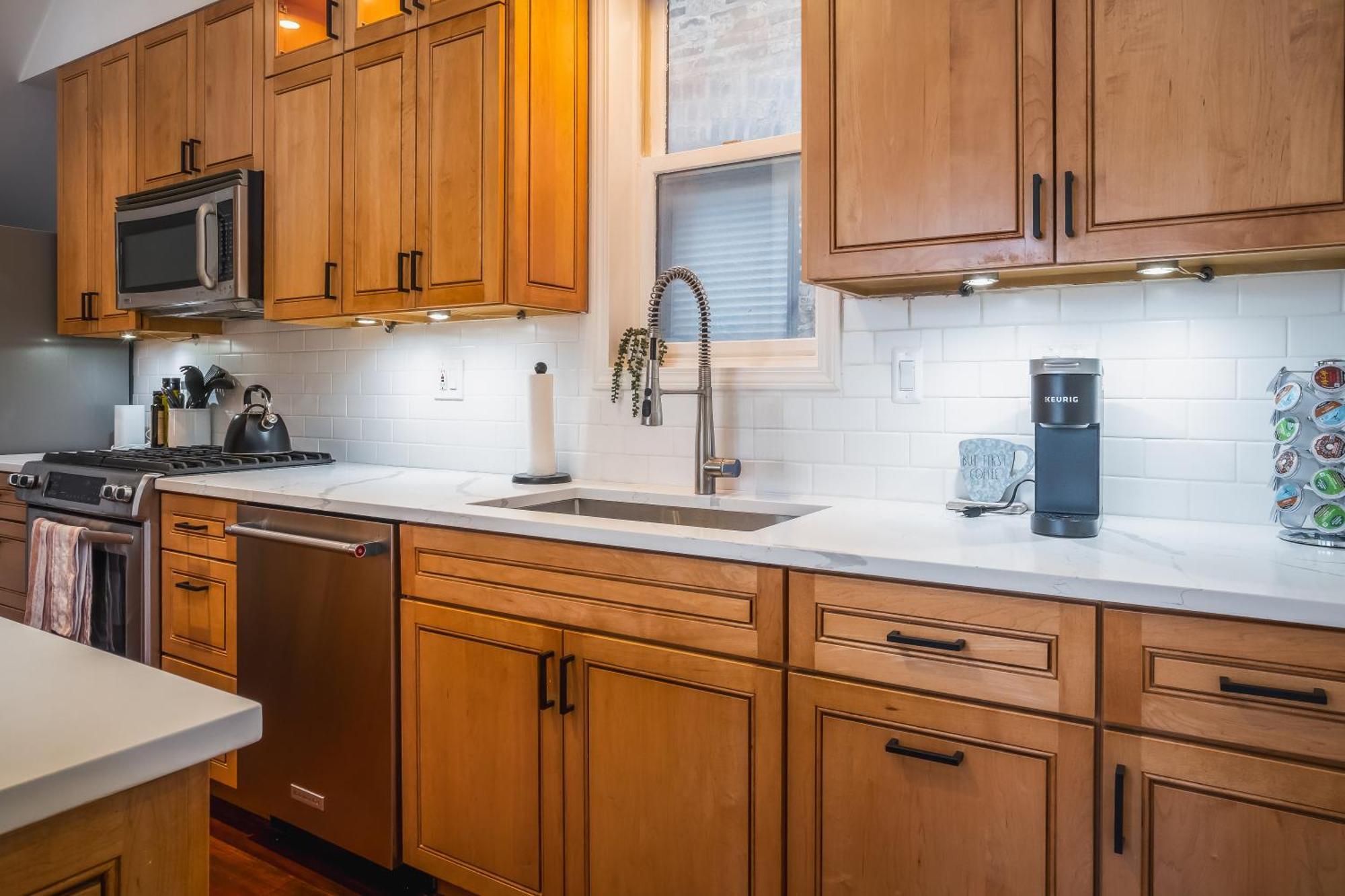 Holiday home Modern Townhome With King & Private Patio Chicago