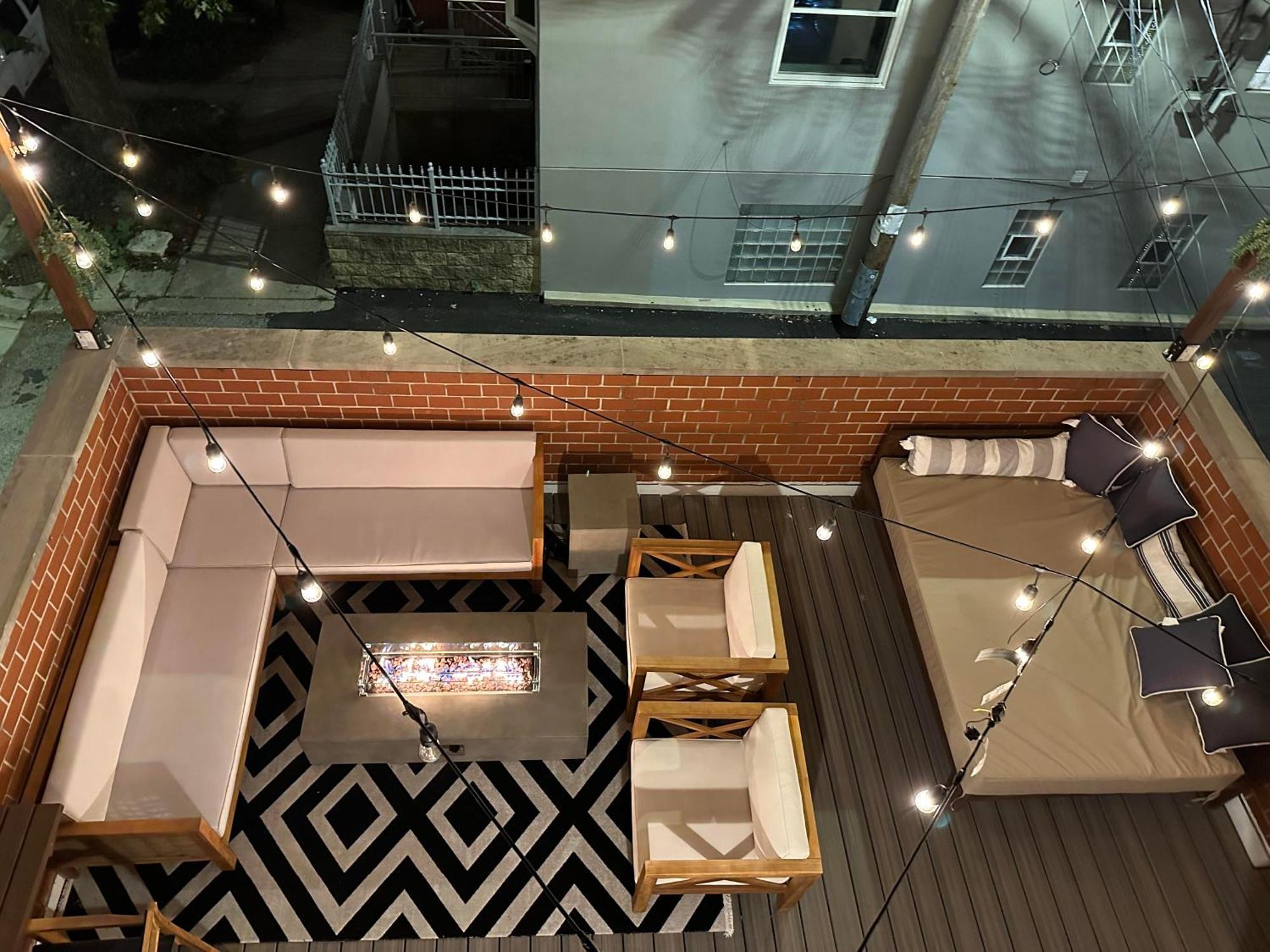 Holiday home Modern Townhome With King & Private Patio