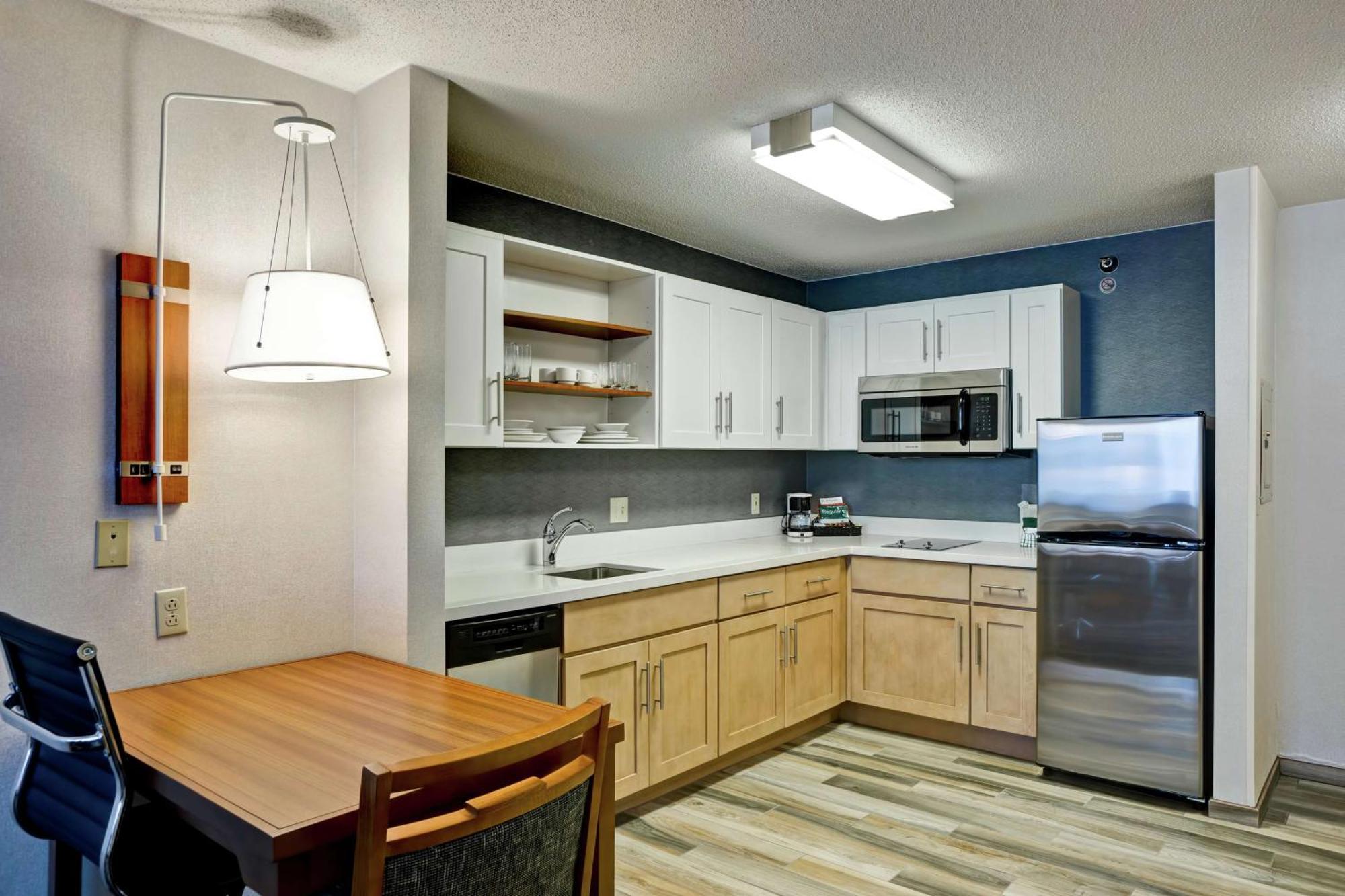 Hotel Homewood By Hilton Chicago-downtown 3*