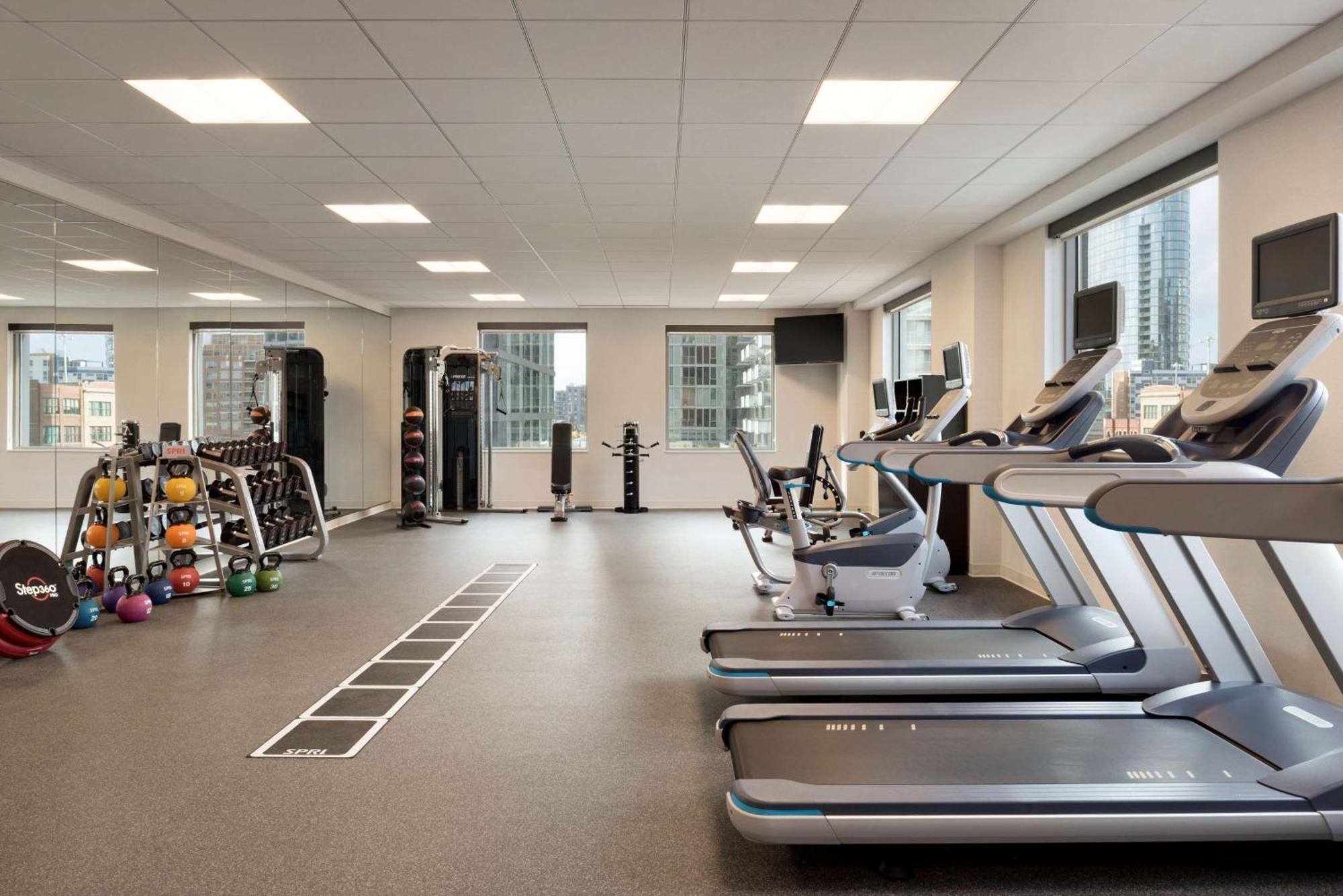 Hampton West Loop Fulton Market Area Hotel 3*