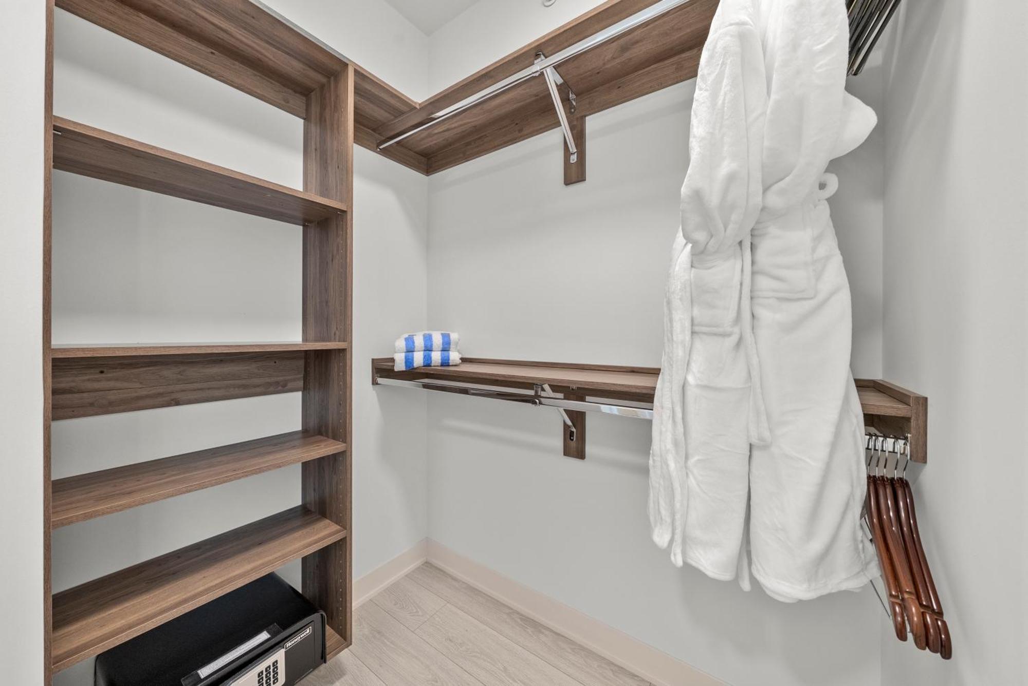 Level - Fulton Market 5*