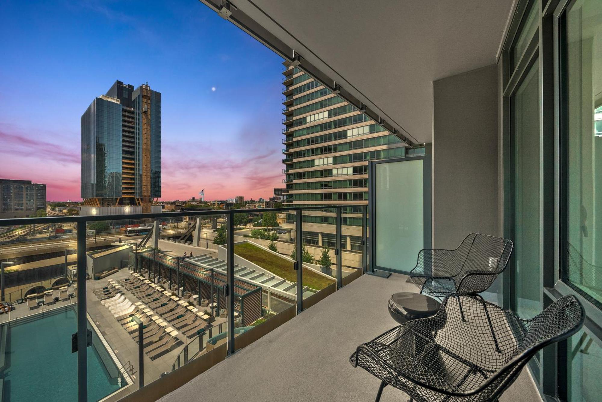 Level - Fulton Market Chicago