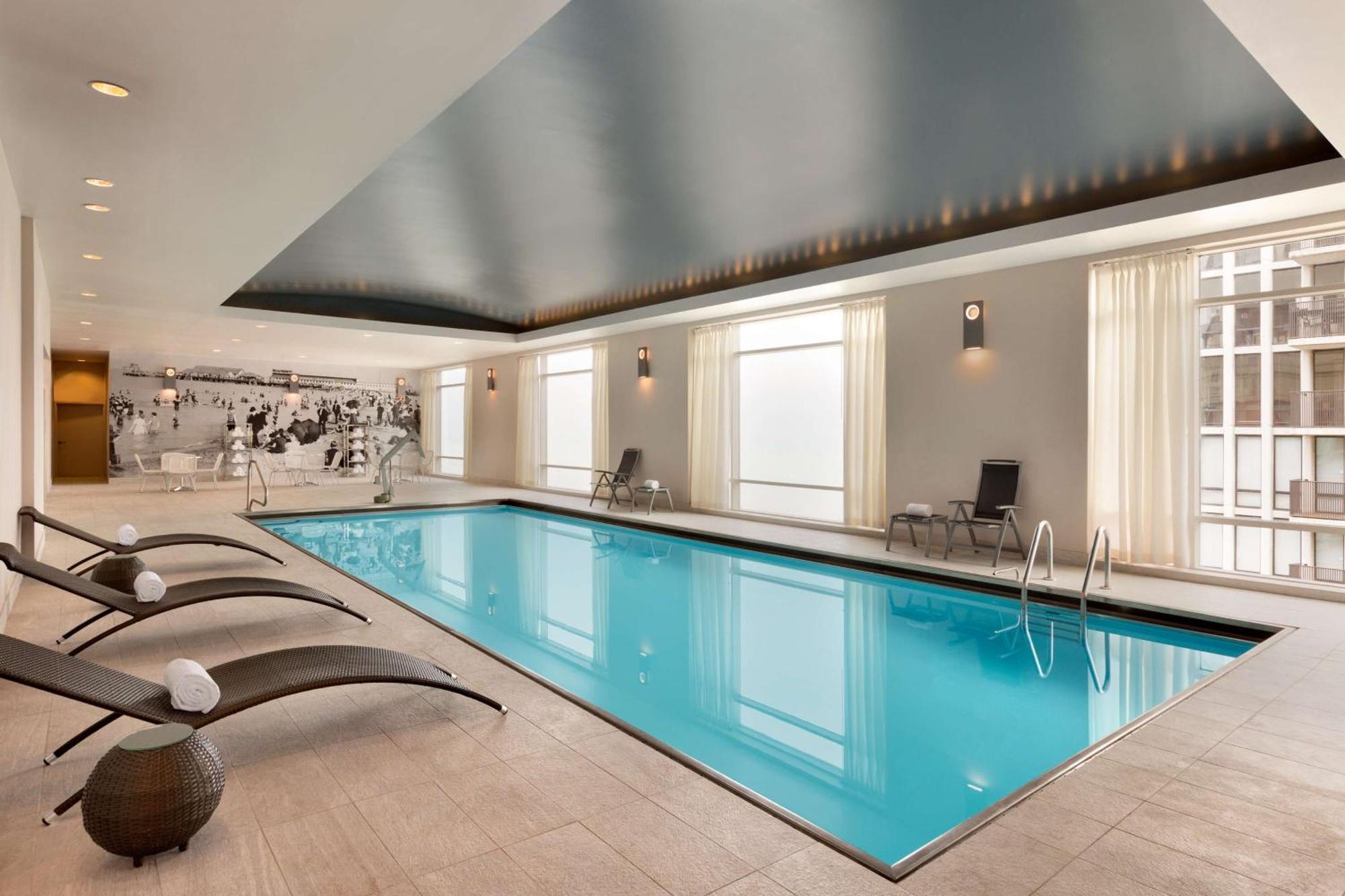 Hilton Magnificent Mile Chicago