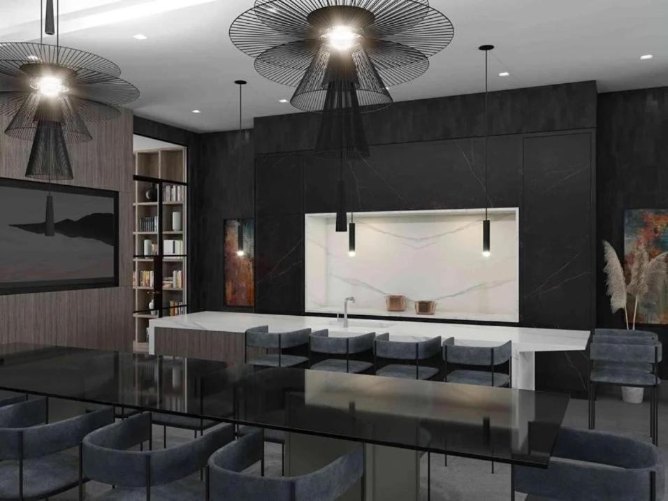 Level - Fulton Market Hotel