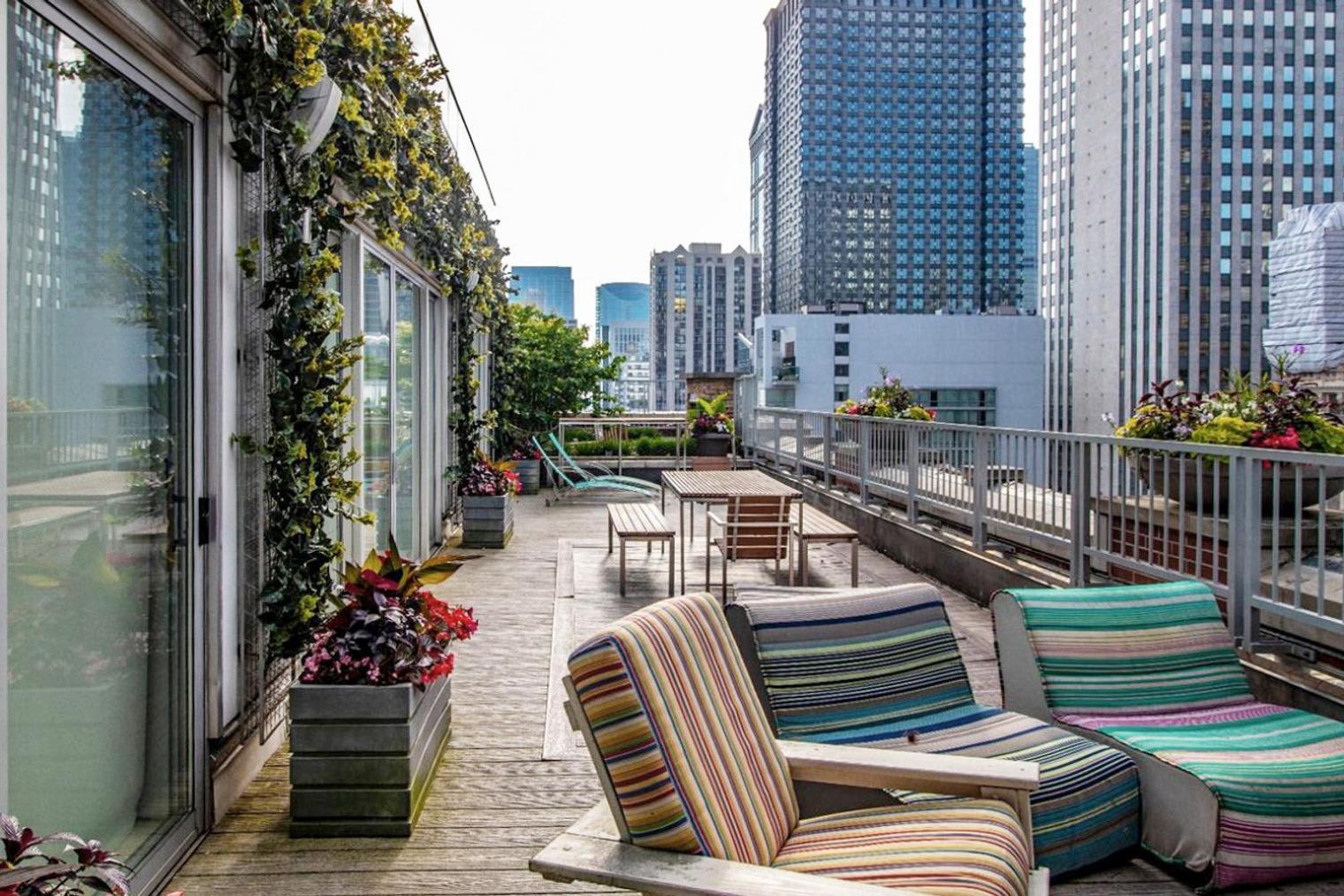 Loop 1br W Gym Nr Theatre District Chi-158 Apartment