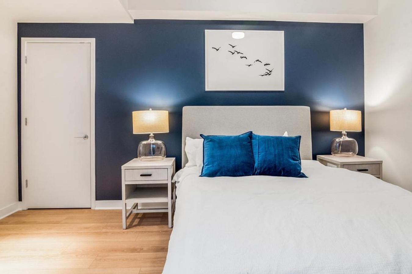 Landing - Modern With Amazing Amenities Apartment