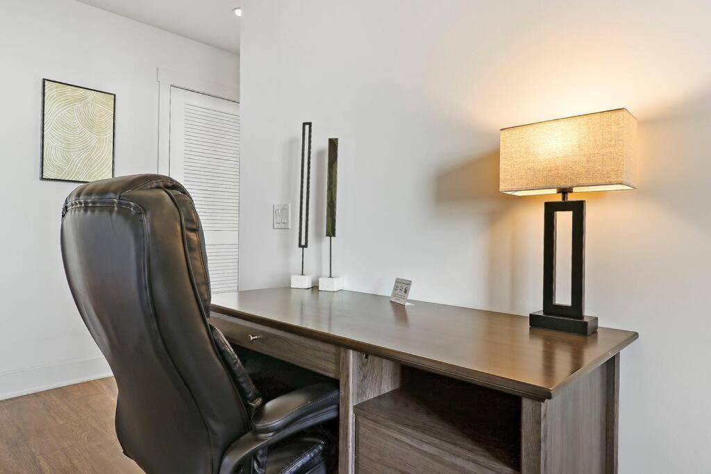 1br Chic & Elite In Hyde Park - Shoreland 714 *