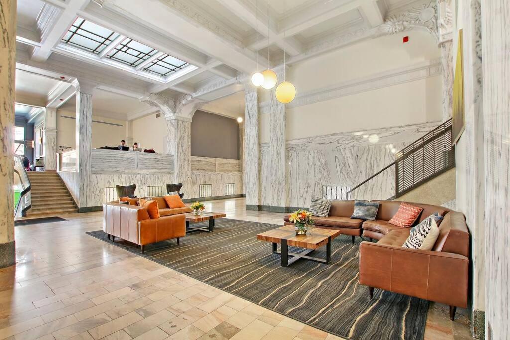 1br Modern In - Del Prado 811 *