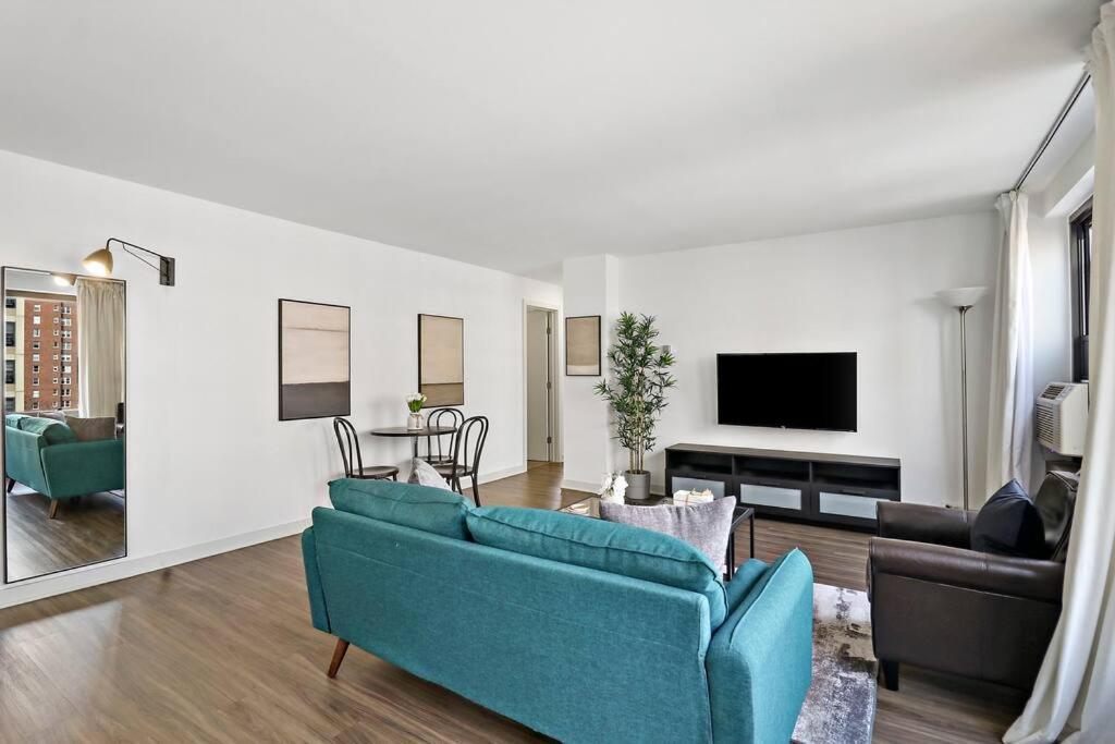 Spacious & Modern 2br - Algonquin 06-008e Apartment *