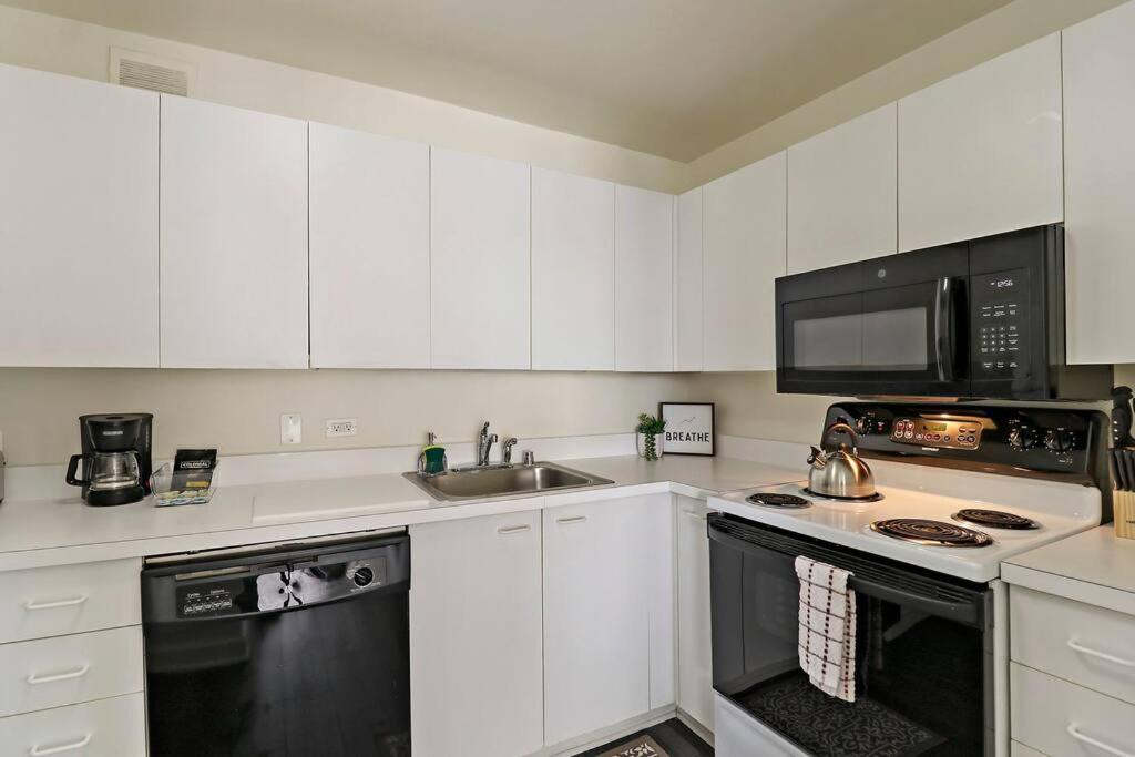 Apartment 1br Contemporary Urban - Regents Park N2308 Rep