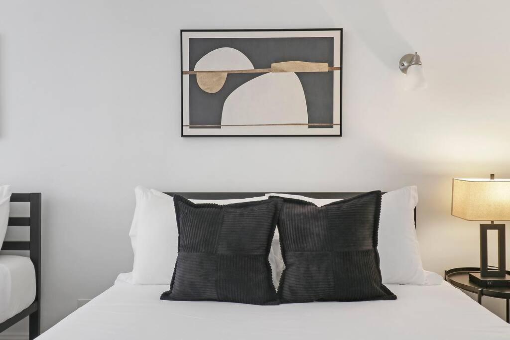 Sleek 1-bedroom In - East Park Tower 0610 Rep * Chicago