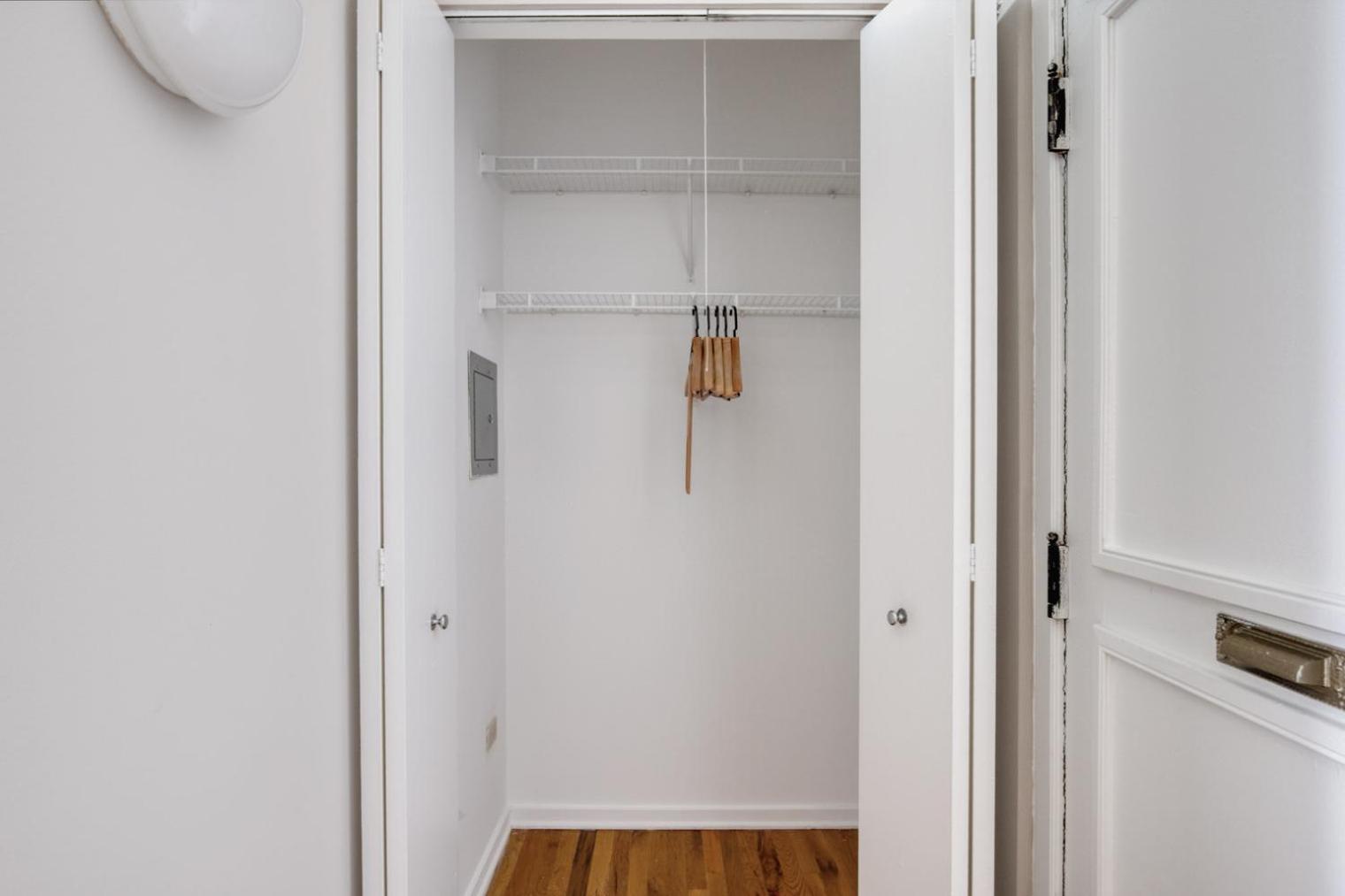 Loop 2br W Gym Doorman Nr L Chi-813 Apartment *