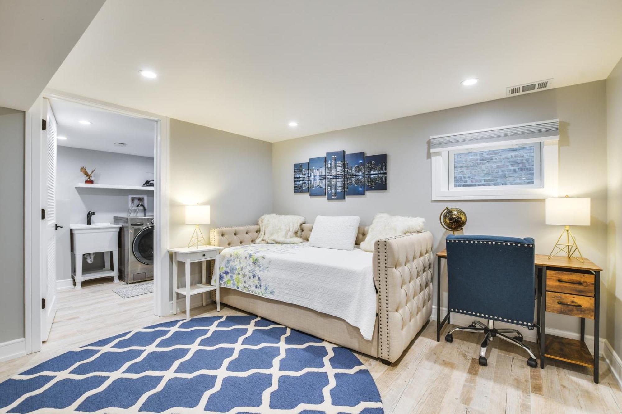 Holiday home Stylish Retreat, Walk To Loyola Chicago