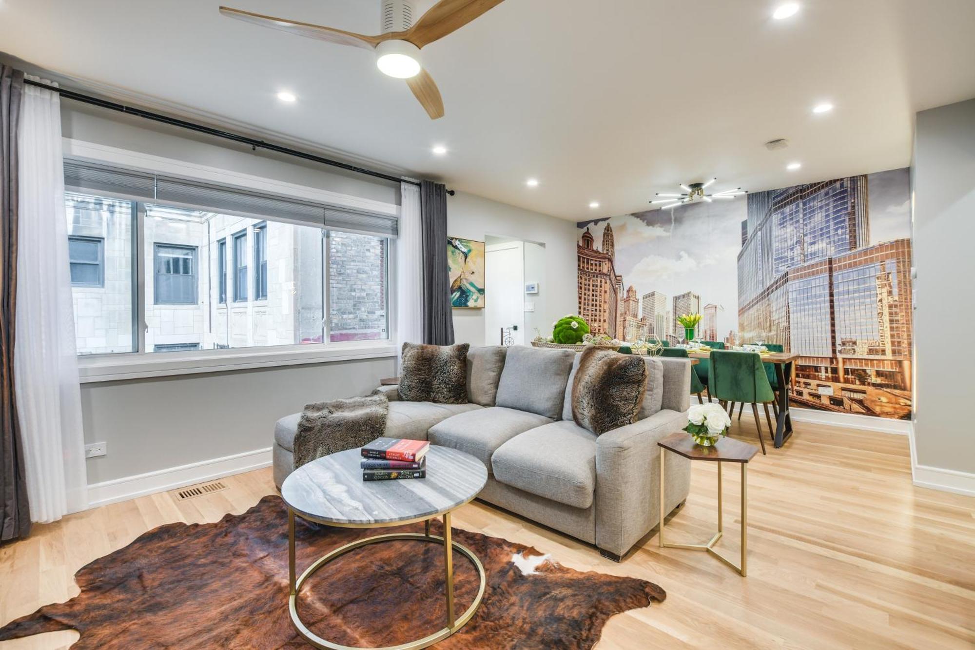 Stylish Retreat, Walk To Loyola * Chicago