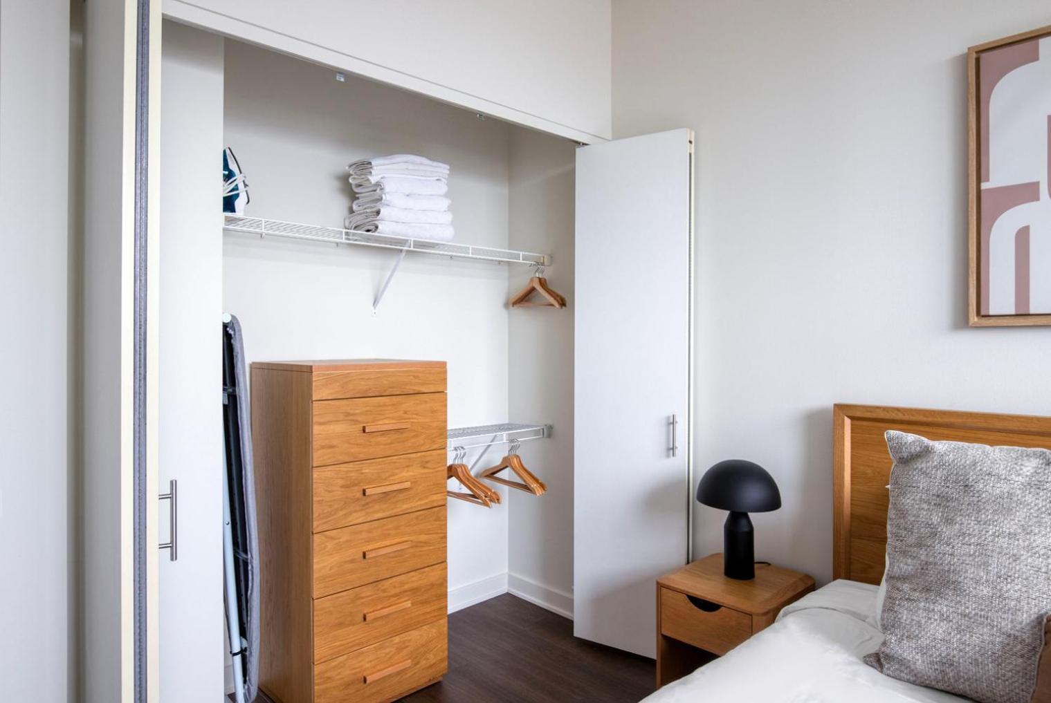 River West 1br W Roofdeck Wd Nr Blue Line Chi-1023 * Chicago