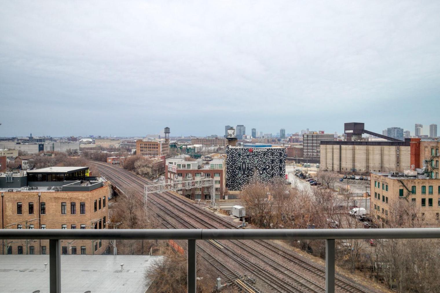 River West 1br W Roofdeck Wd Nr Blue Line Chi-1023 * Chicago