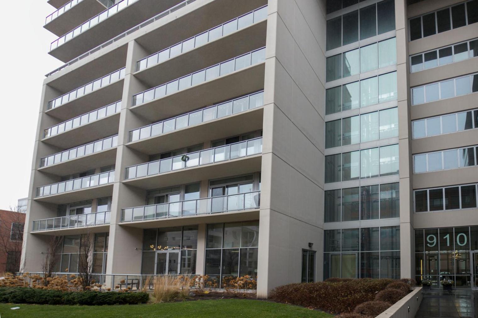 Apartment River West 1br W Roofdeck Wd Nr Blue Line Chi-1023 *
