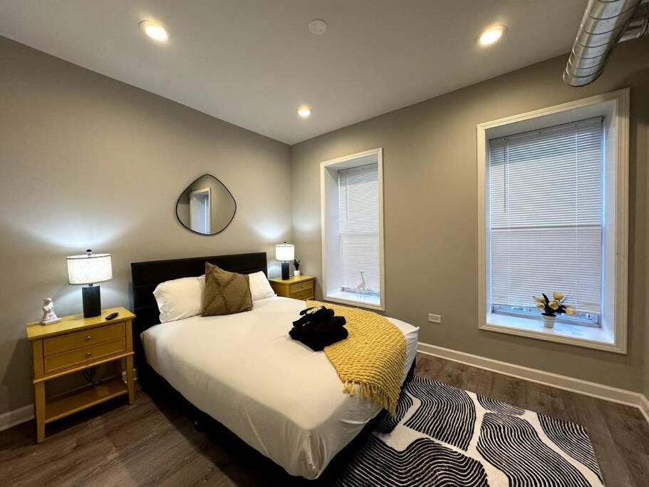 West Loop King Oasis/2br That Sleeps 6 Guests/walk To Fulton Market Apartamento