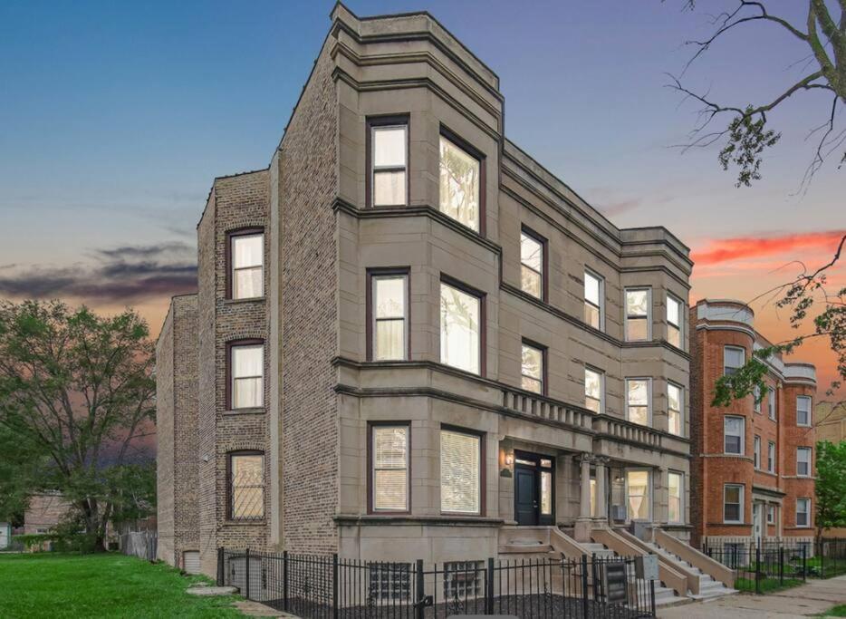 Appartement The Brown House - A Luxurious Uchicago Campus *