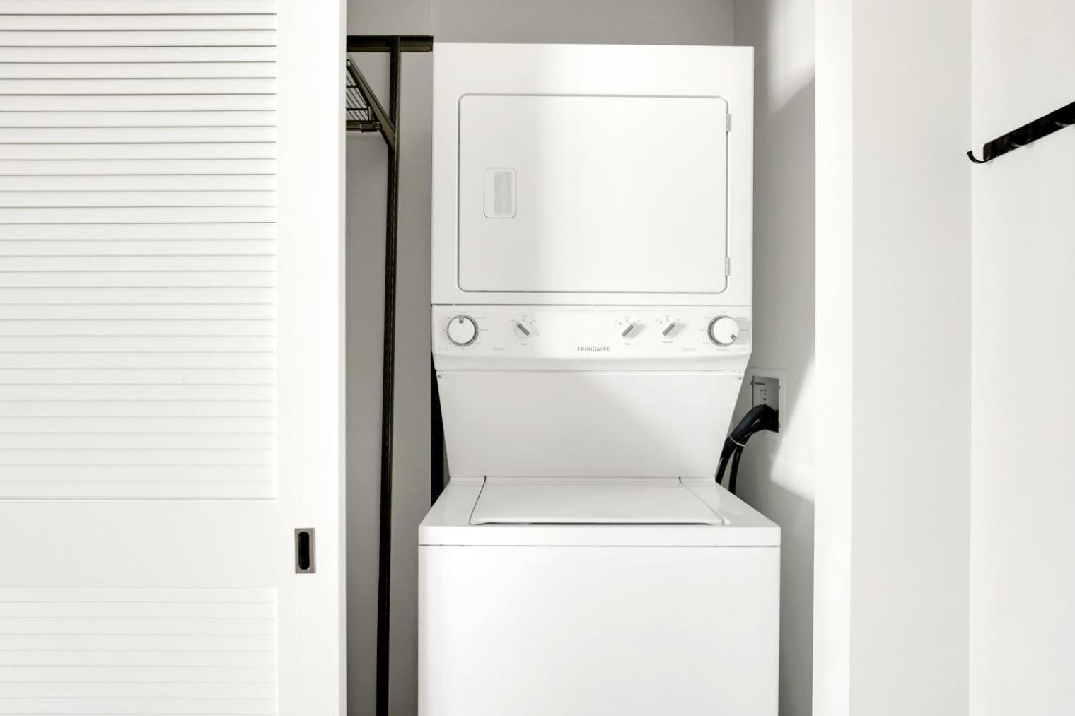 W Loop 1br W Pool Gym Lounge Nr L Chi-746 Apartment
