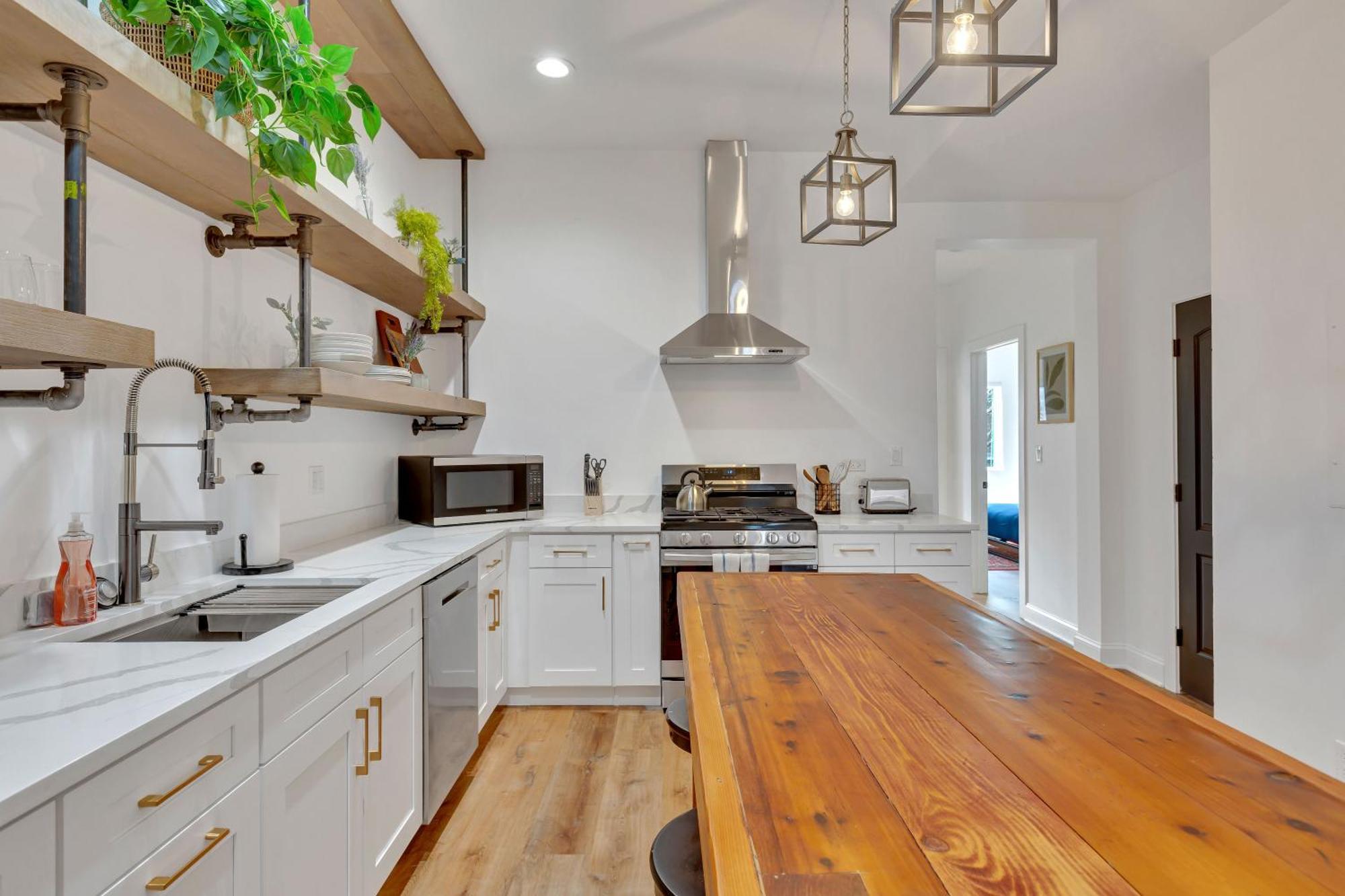 Bright Modern 4bd 2ba In The Heart Of Wrigleyville Apartment