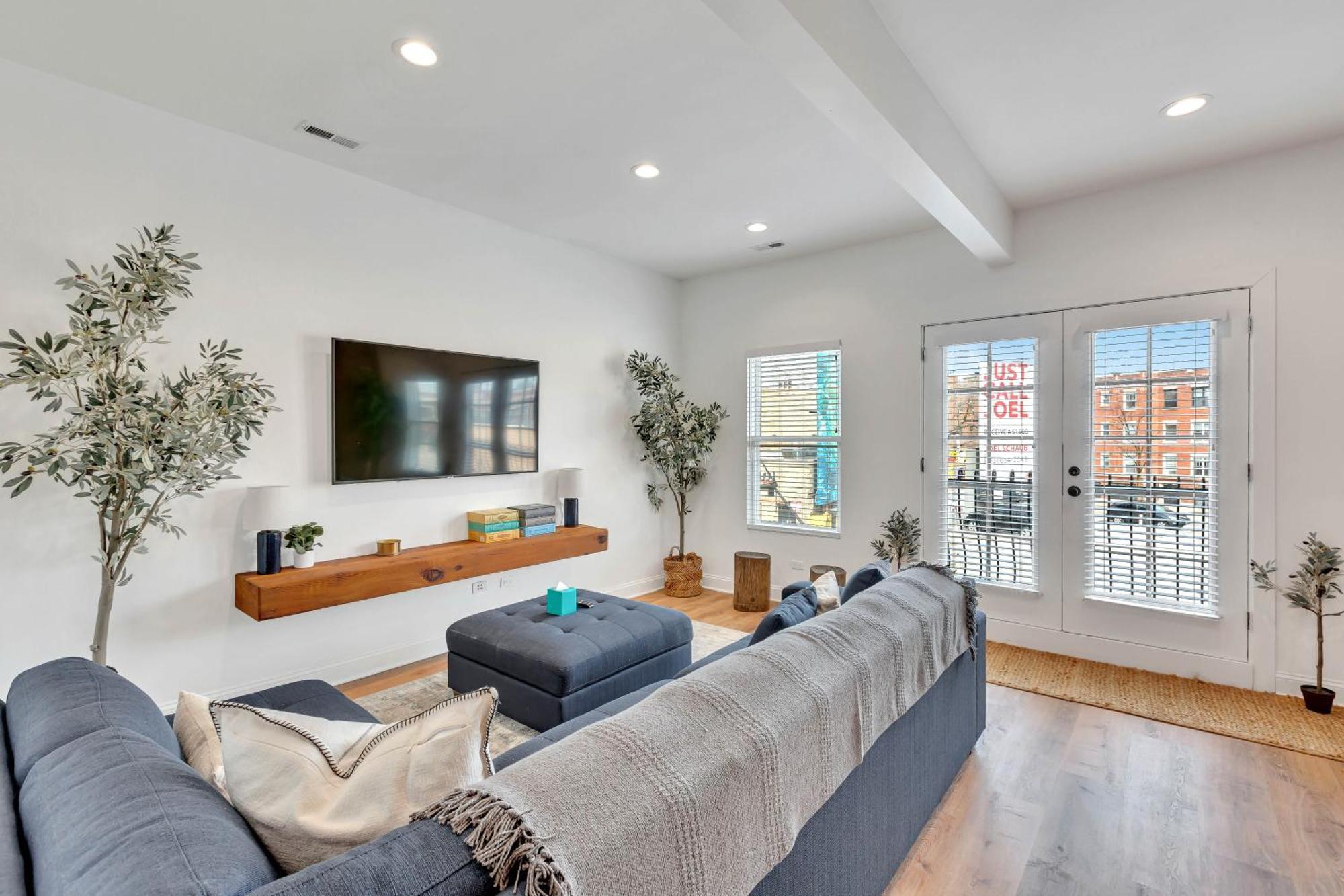 Apartment Bright Modern 4bd 2ba In The Heart Of Wrigleyville *