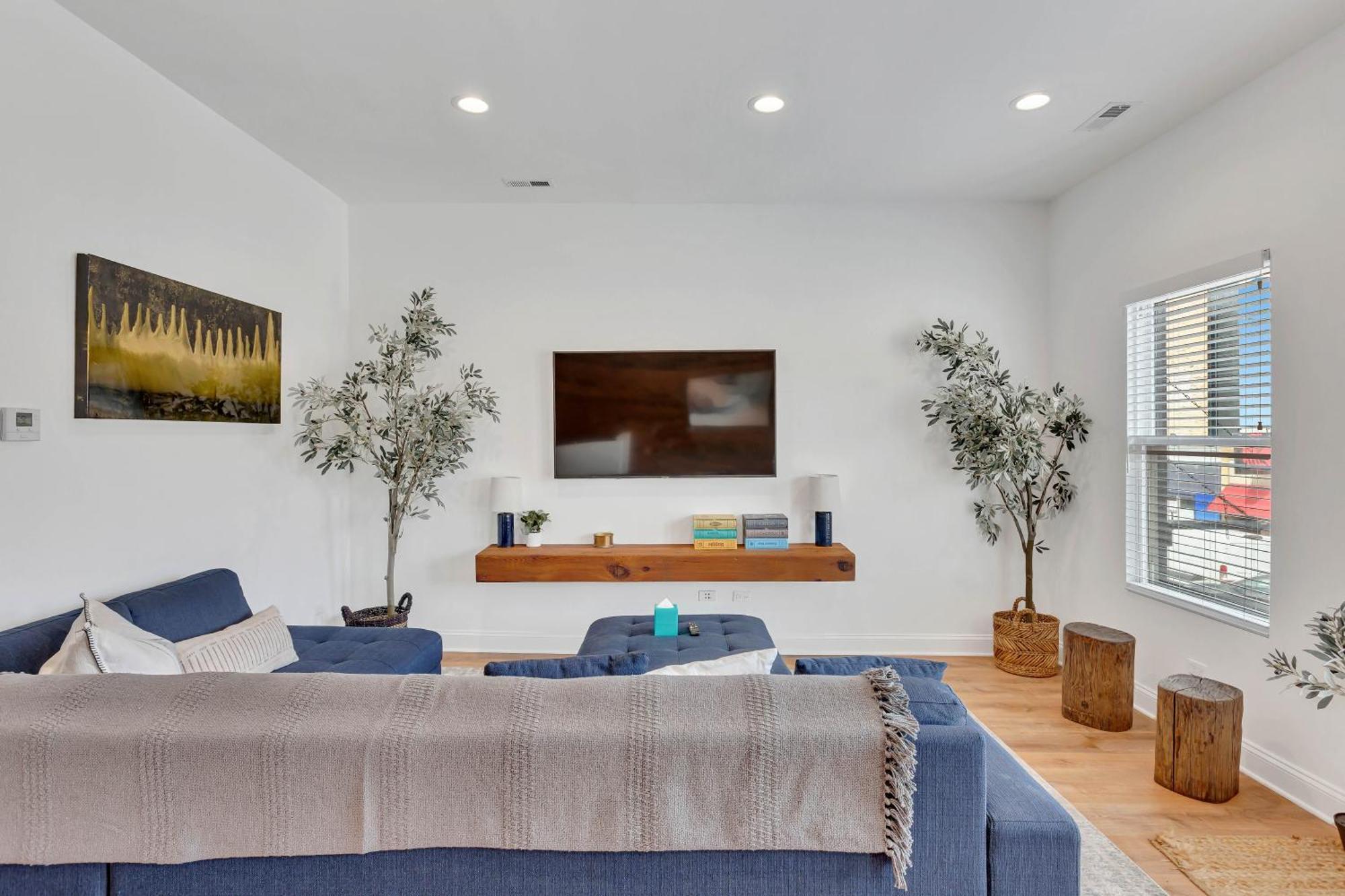 Bright Modern 4bd 2ba In The Heart Of Wrigleyville Apartment *