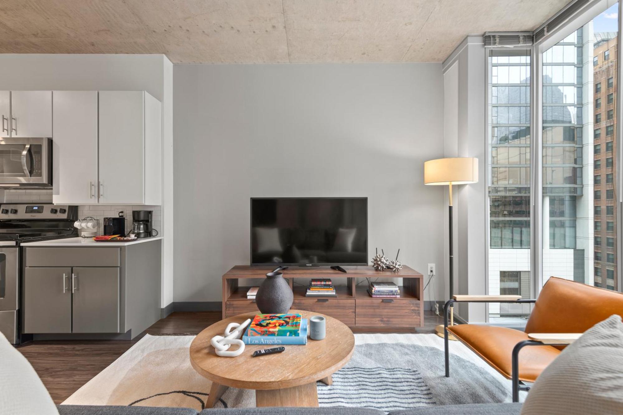 Linea Luxury Living With Indoor Pool And Rooftop Views In The Loop Apartamento