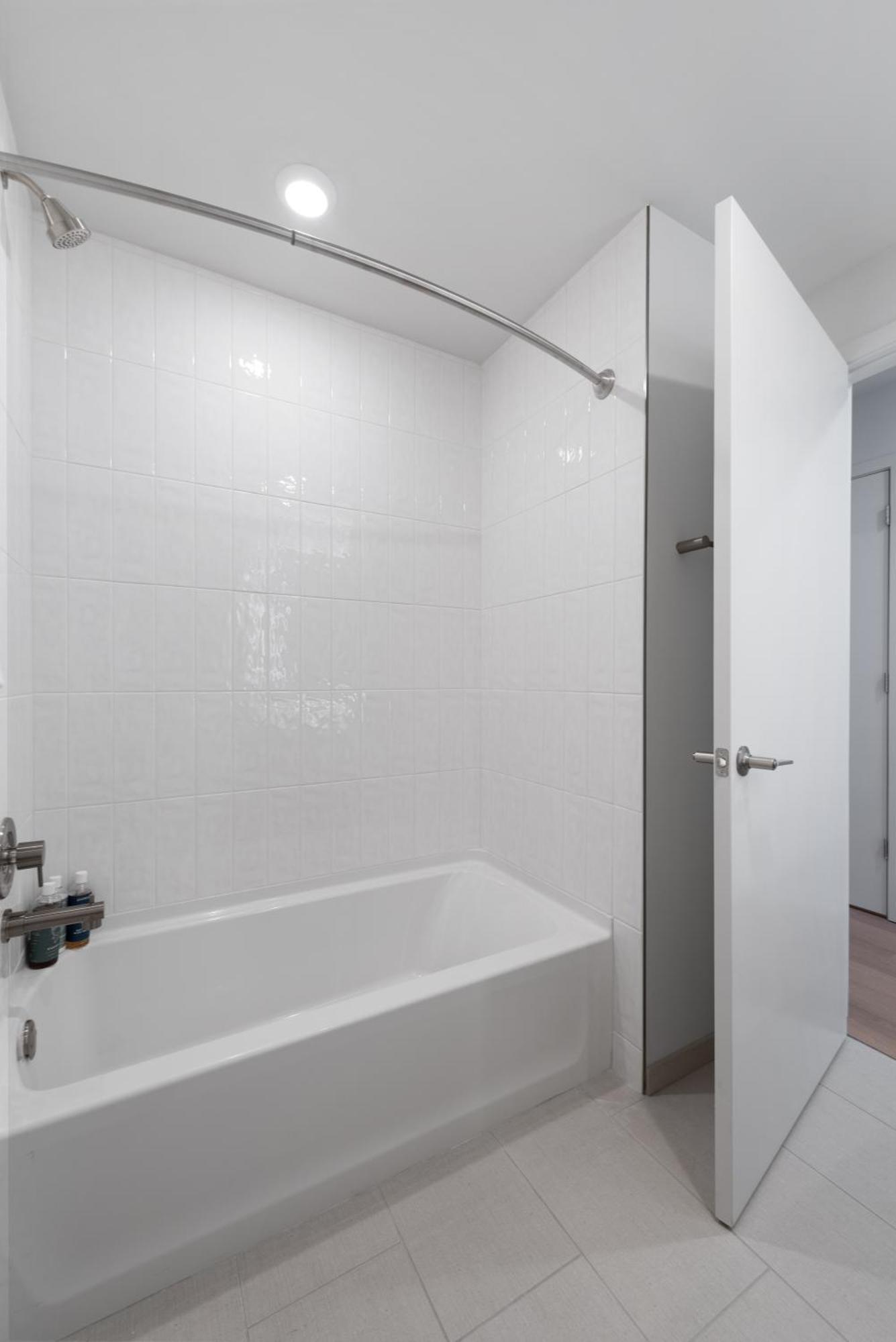 Foundry Unmatched Skyline Views At Lincoln Park *
