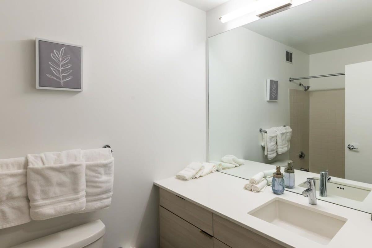 Ultimate 3br Luxury Near Navy Pier With Gym & Pool By Envitae Apartamento