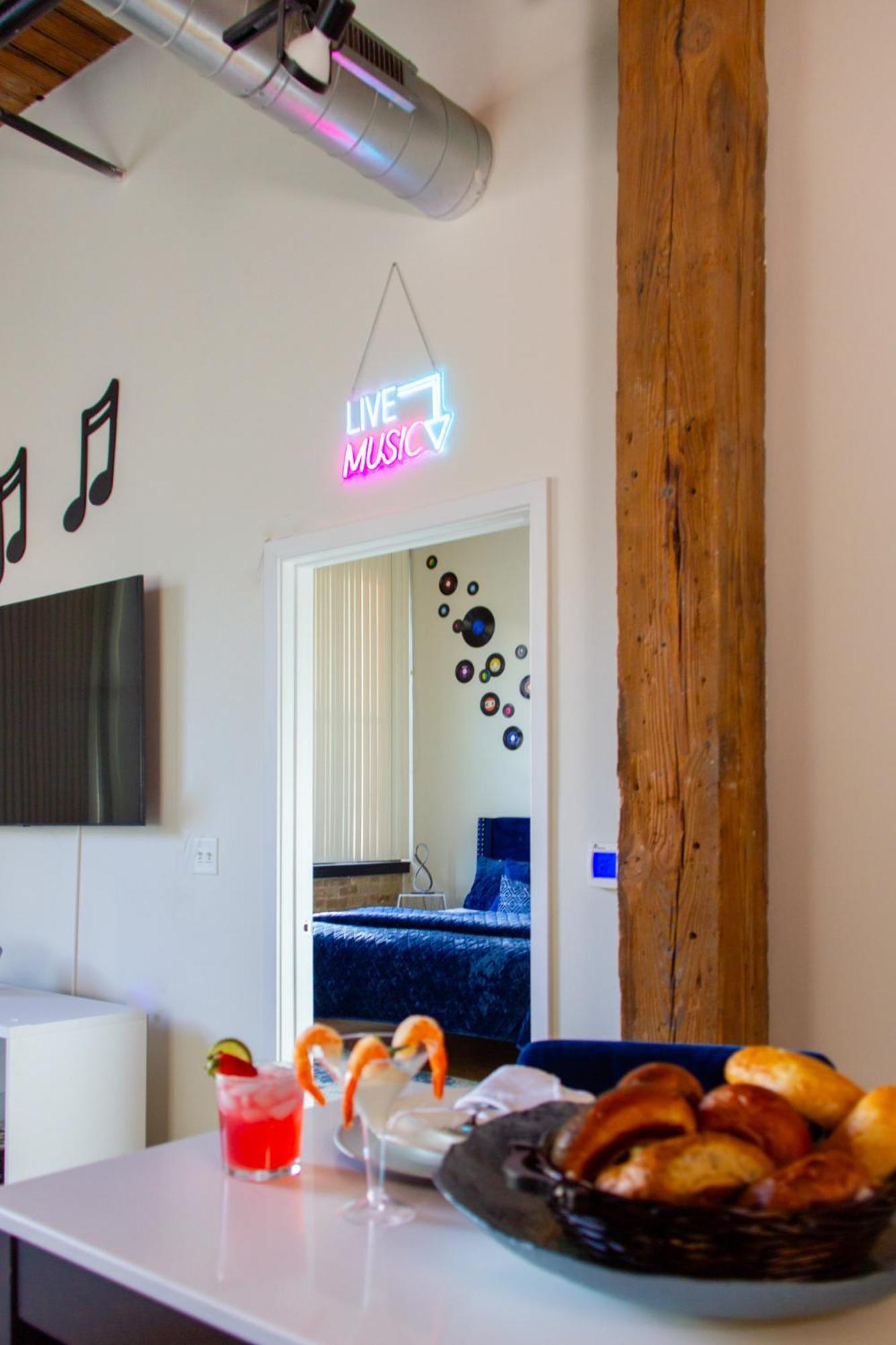 Apartamento Luxery - Themed Units! Close To Downtown, Mccormick Place & Wintrust Arena