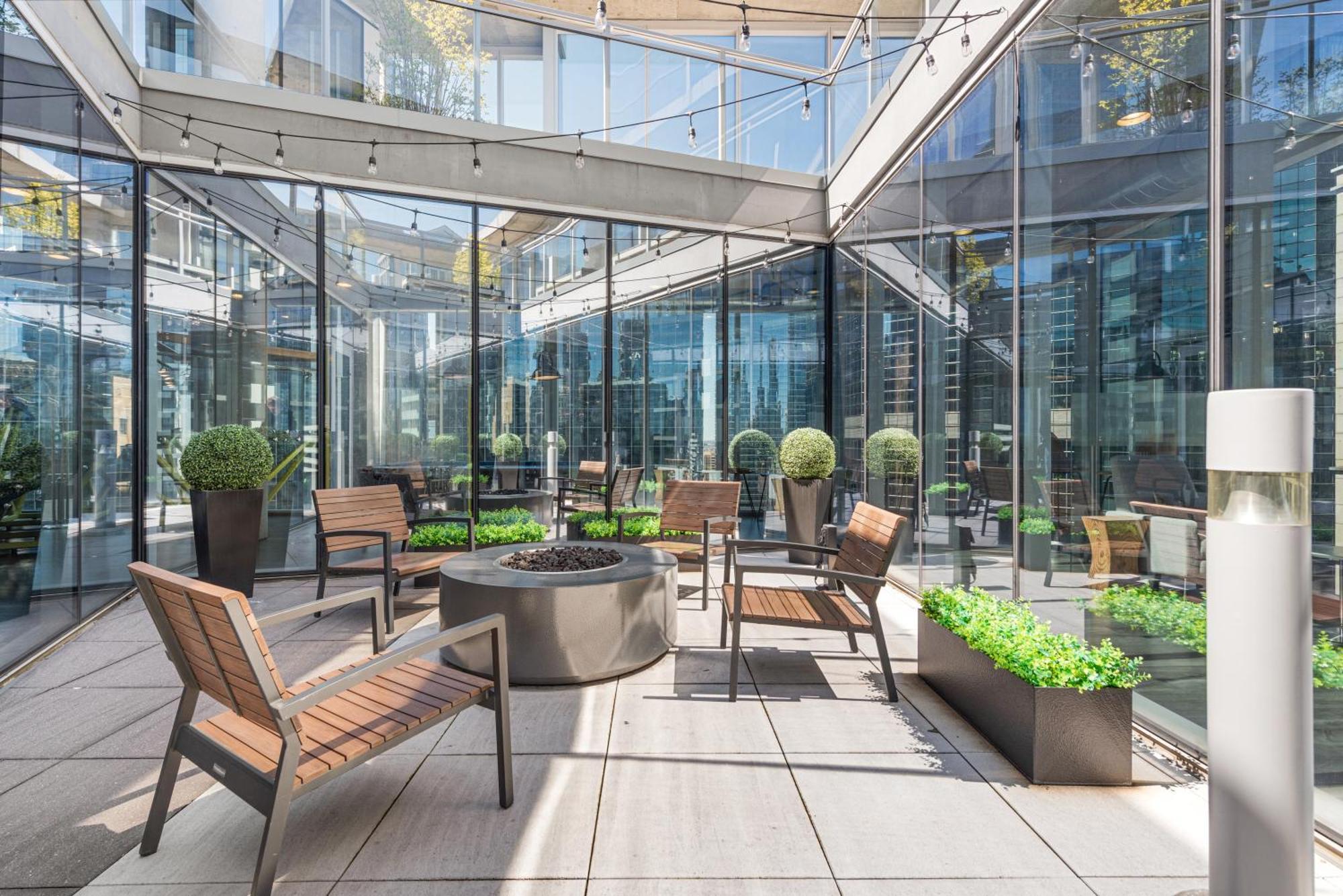 Linea Luxury Living With Indoor Pool And Rooftop Views In The Loop Apartamento *