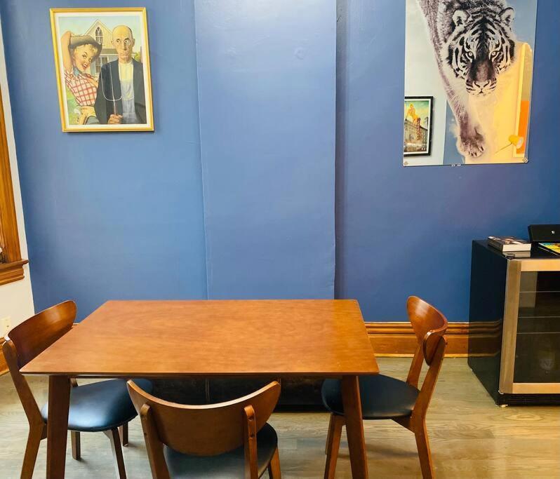 Apartment Lincoln Park 3 Bedroom Penthouse