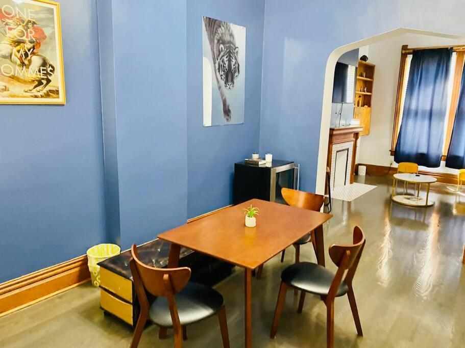 Apartment Lincoln Park 3 Bedroom Penthouse Chicago