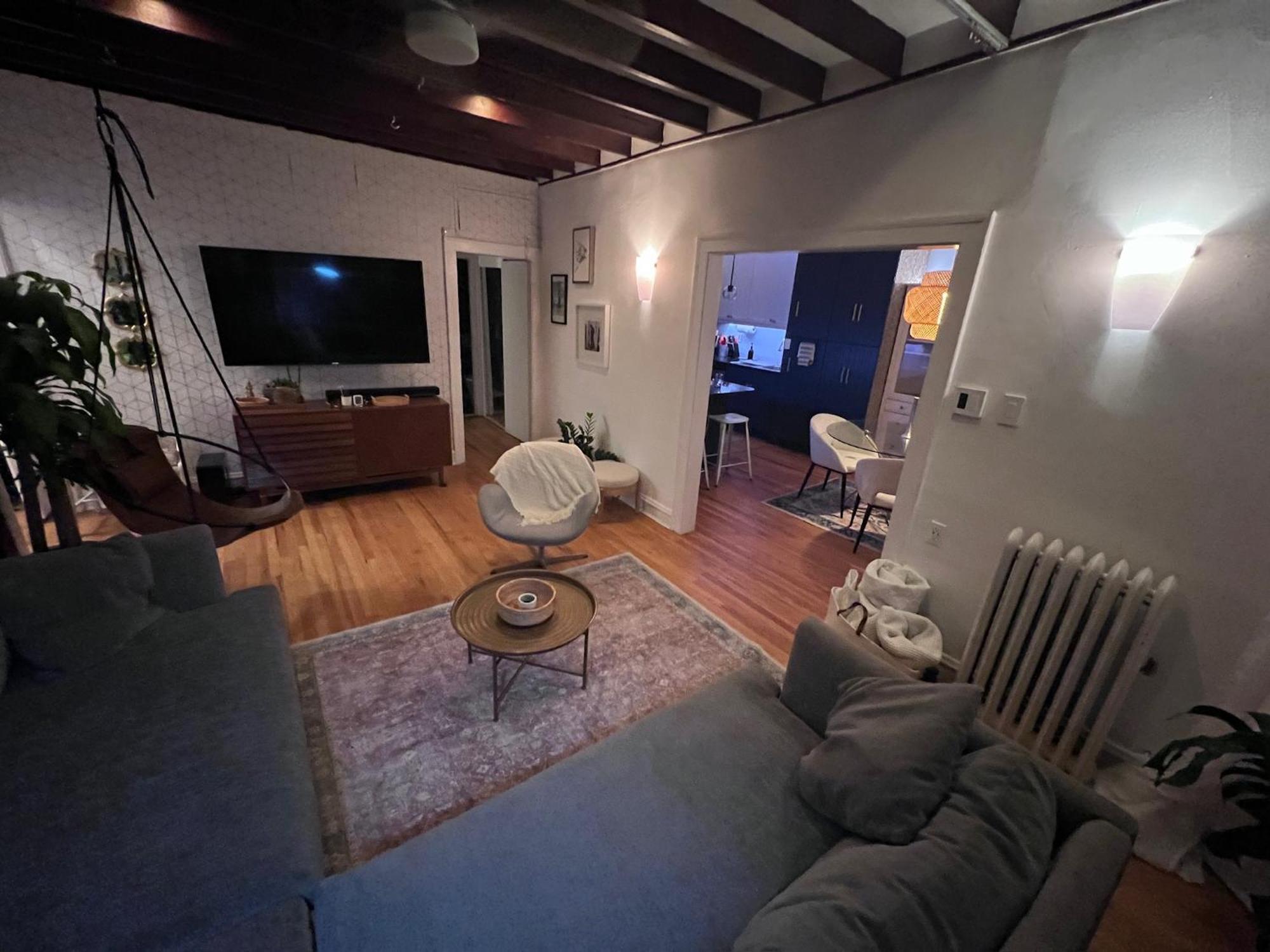 Lakeside Loft - Historic