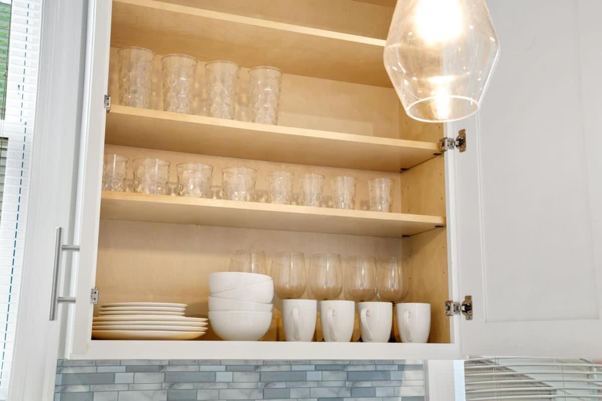 Appartement Stylish 2 Bdr Coach House Steps From The