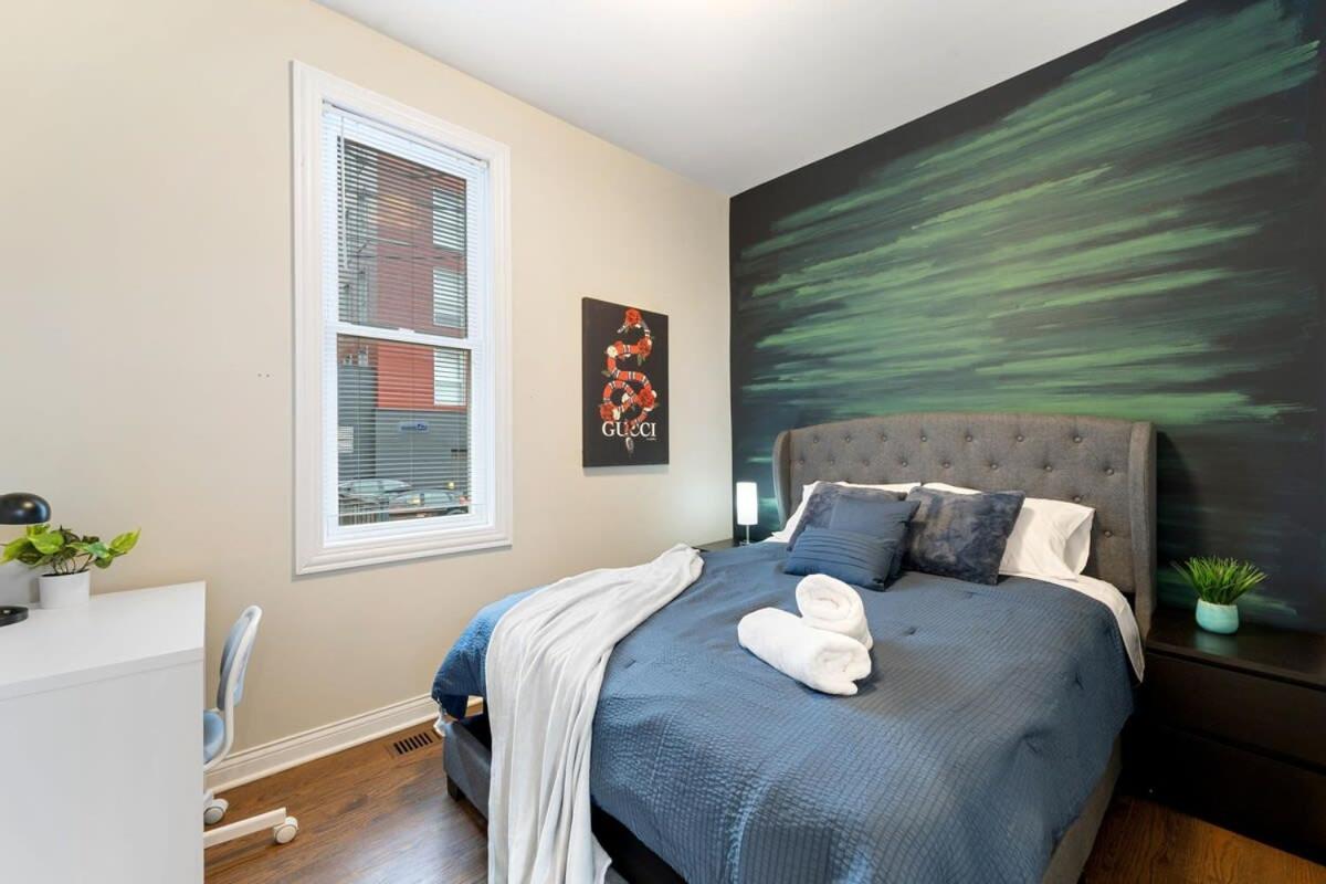 Appartement Stylish 2 Bdr Coach House Steps From The